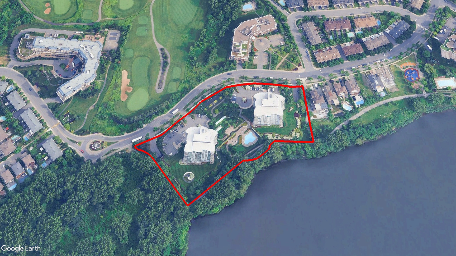 Tax Sale Montreal, Quebec - 051705-41