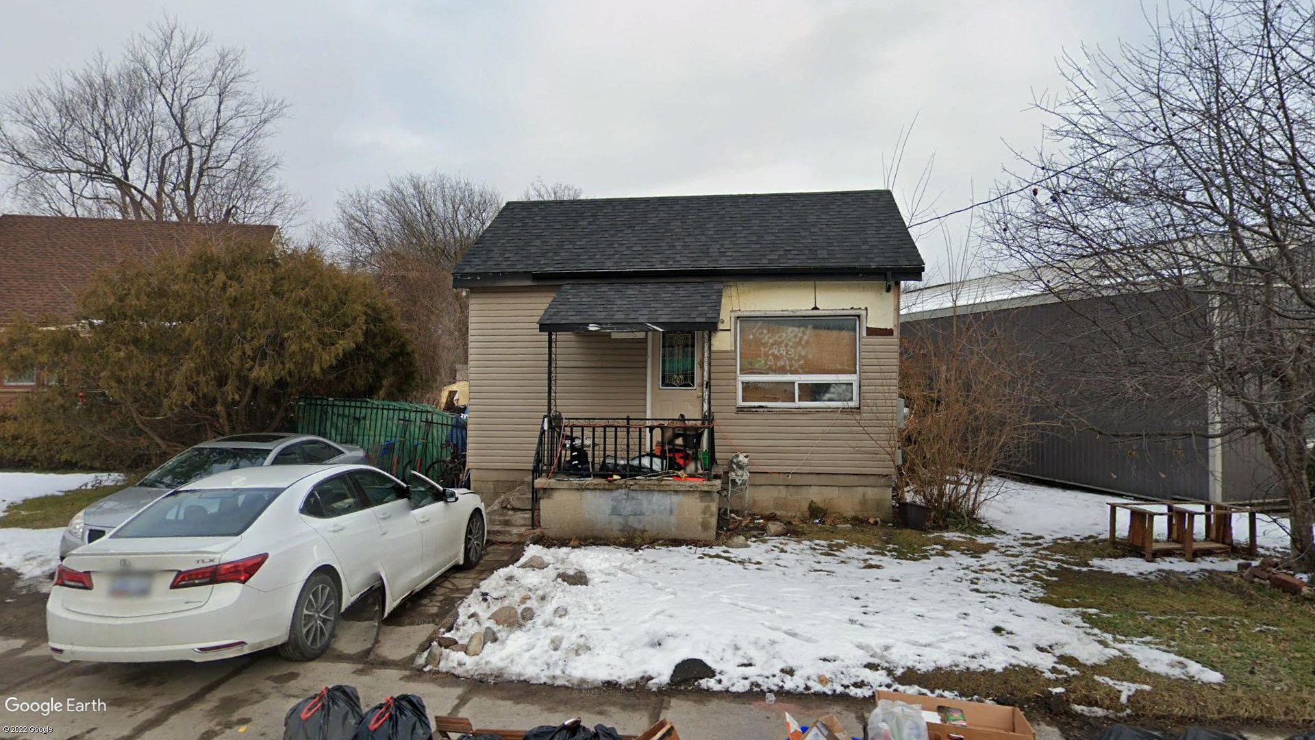 Tax Sale London, Ontario - 39 36 040-210-038-00-0000