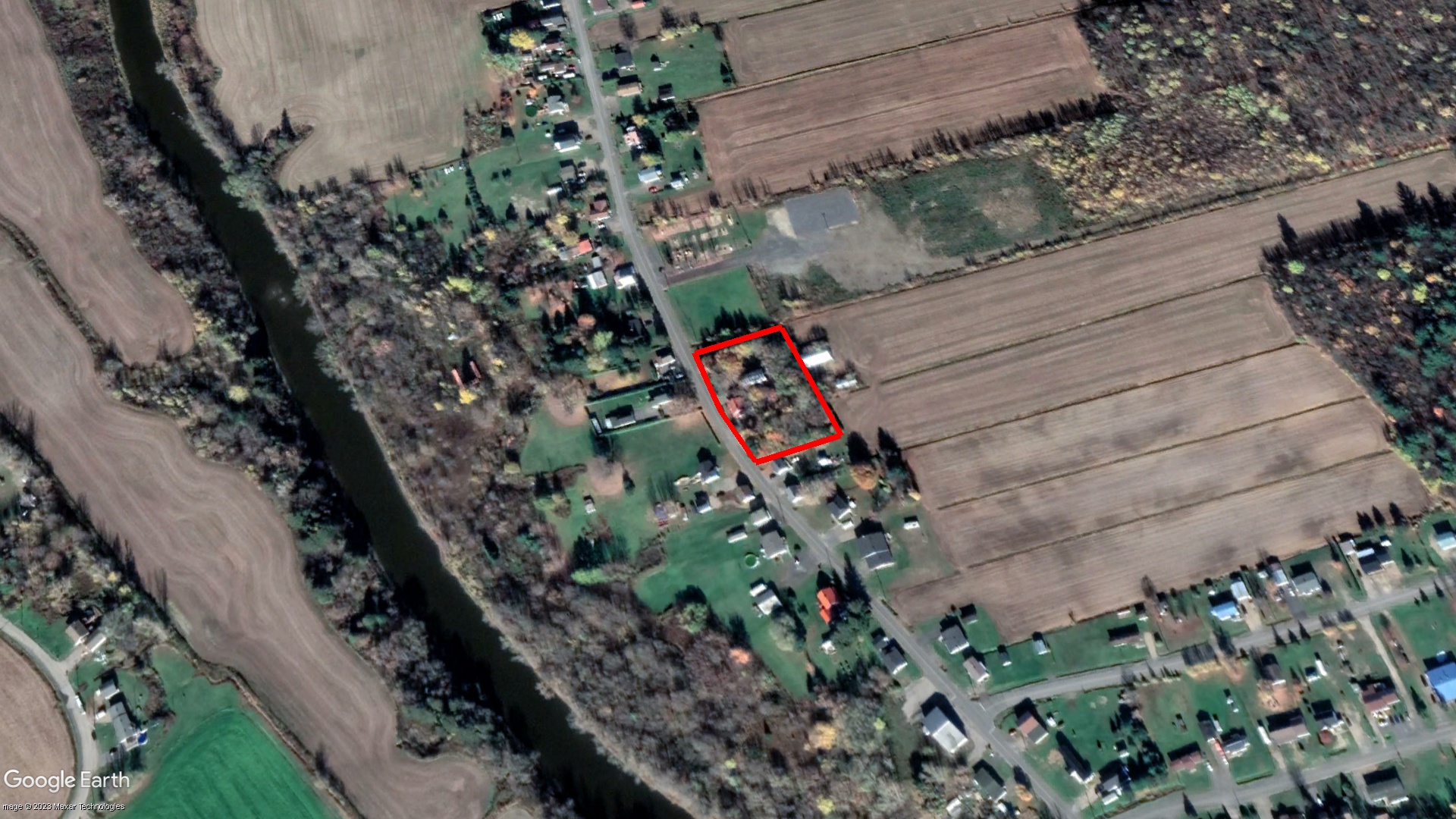 Tax Sale Maskinongé, Quebec - 5027-94-6003