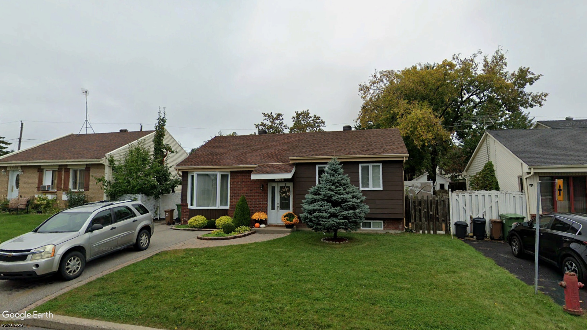 Tax Sale Montreal, Quebec - 040295-37