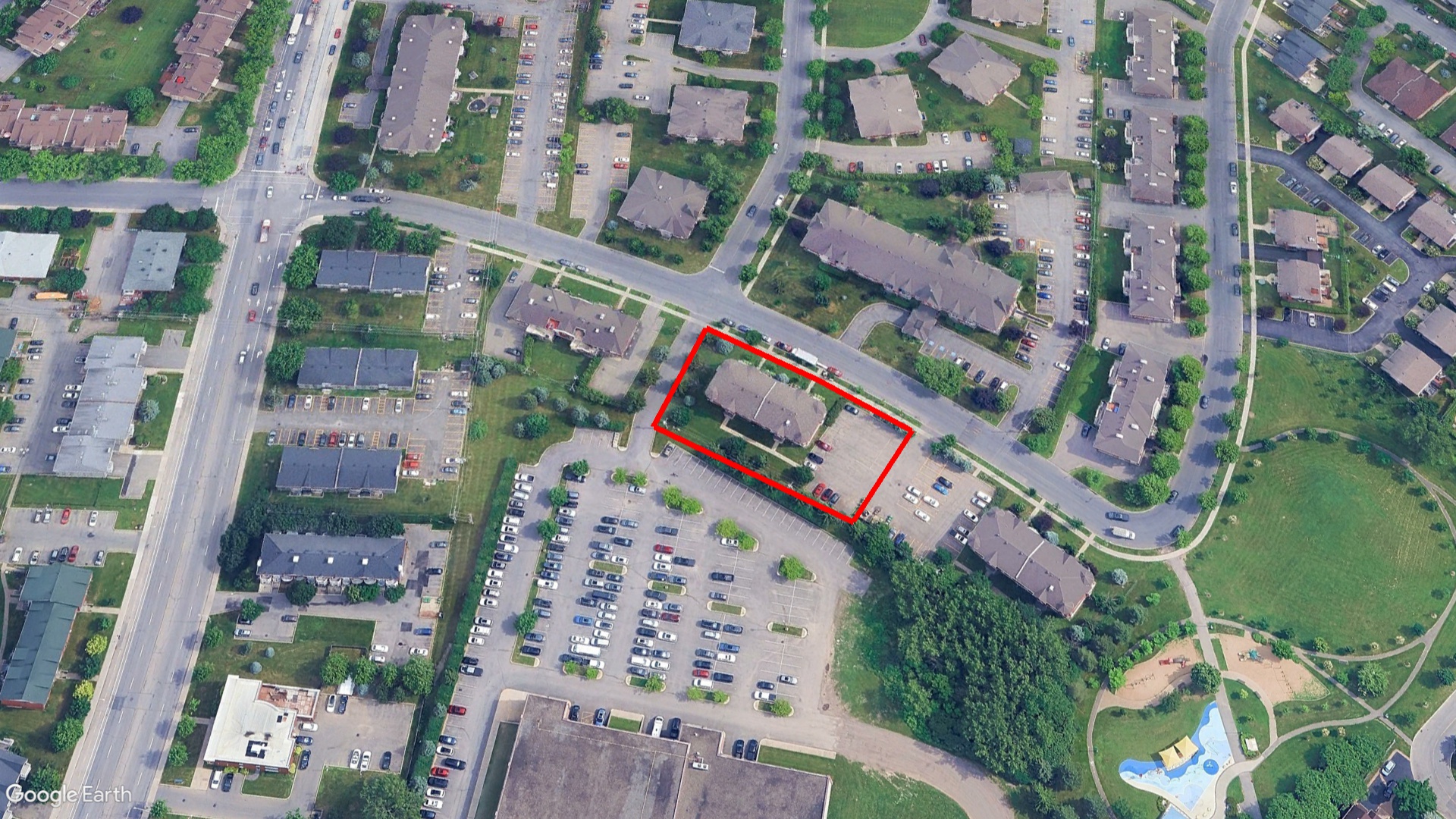 Tax Sale Montreal, Quebec - 051214-71