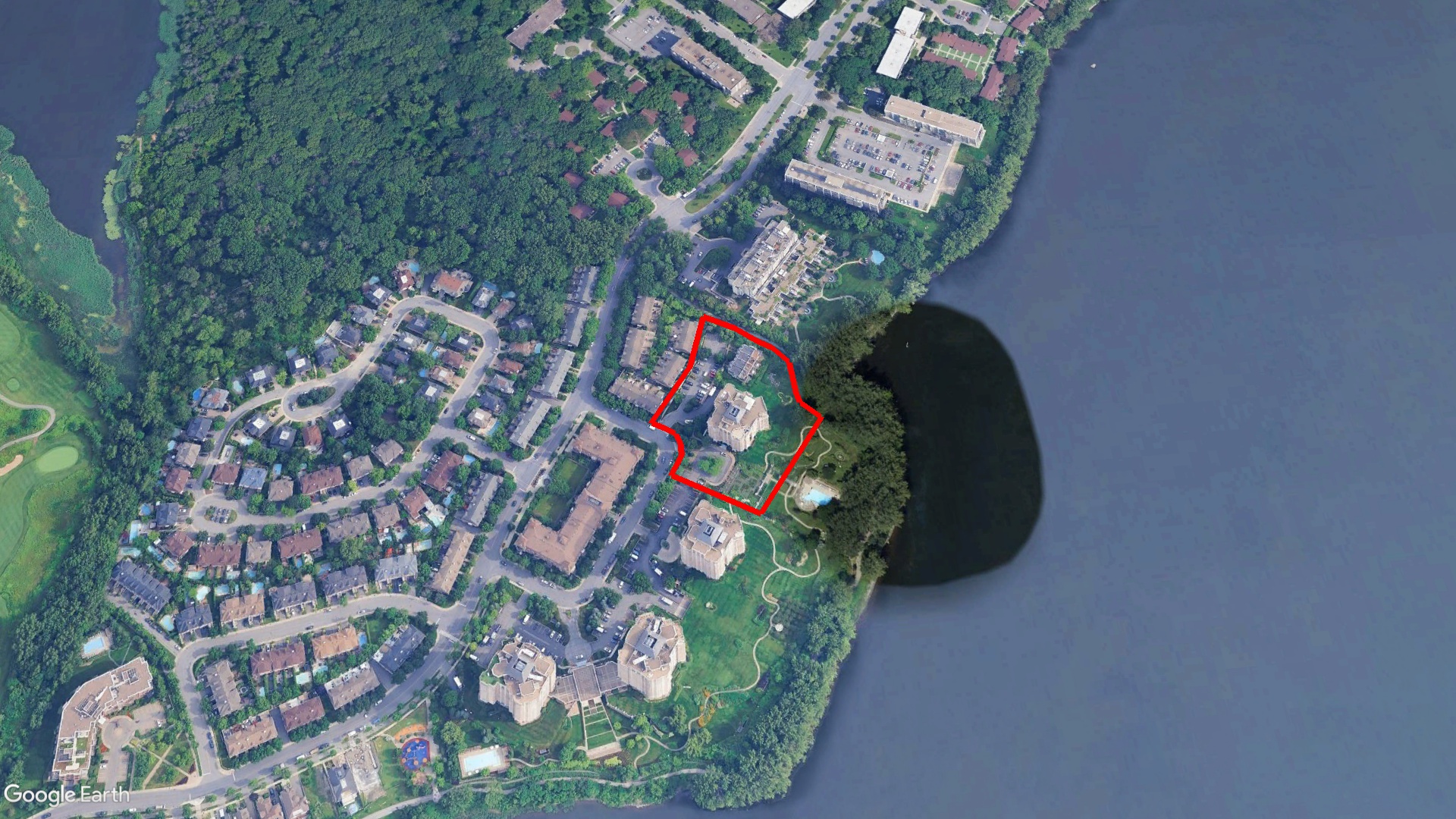 Tax Sale Montreal, Quebec - 050930-46