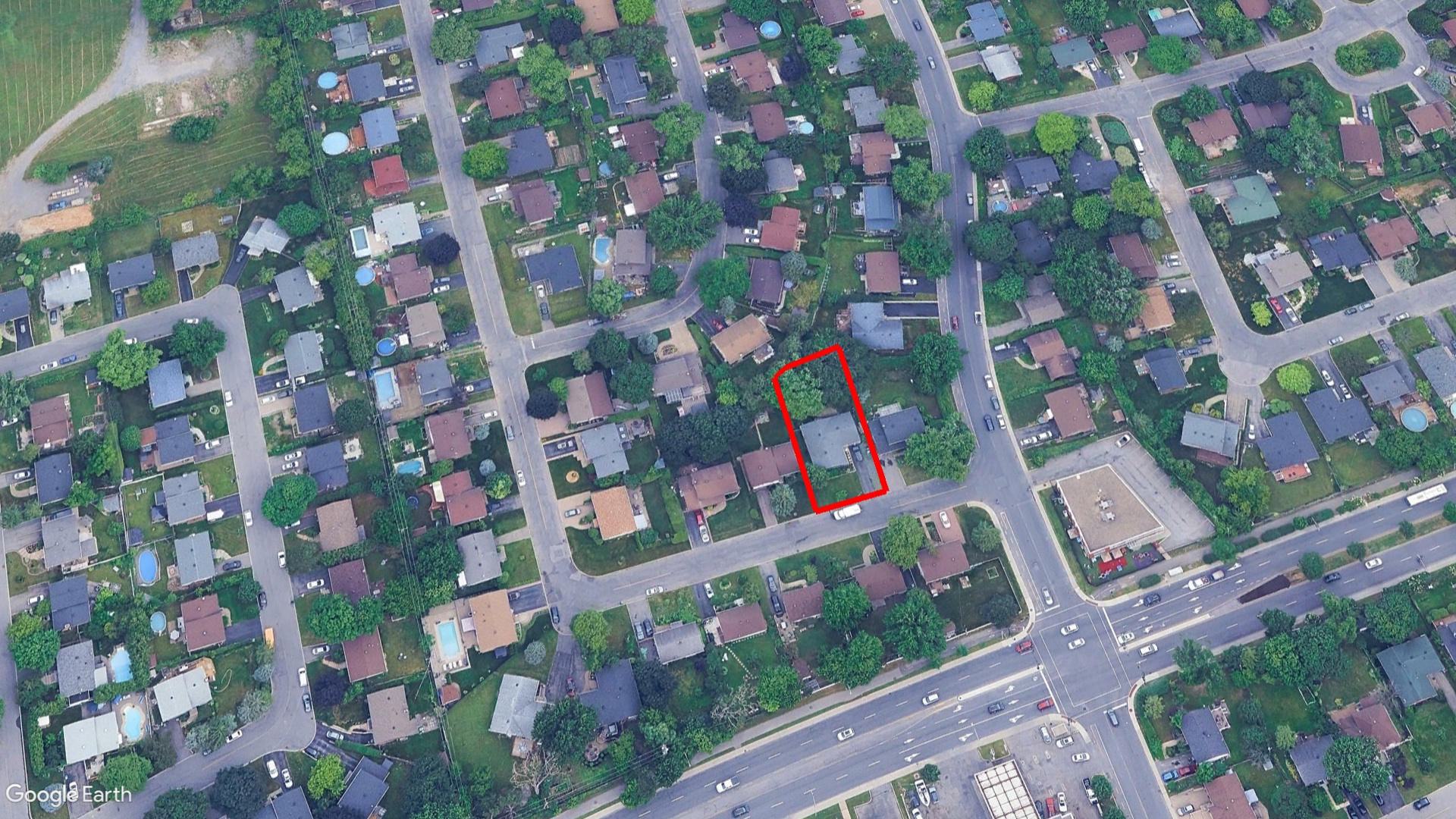 Tax Sale Montreal, Quebec - 040063-87