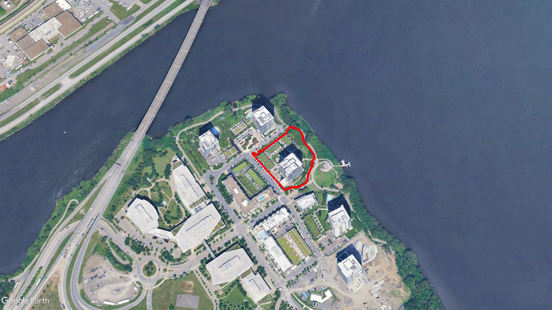 Tax Sale Montreal, Quebec - 052143-36