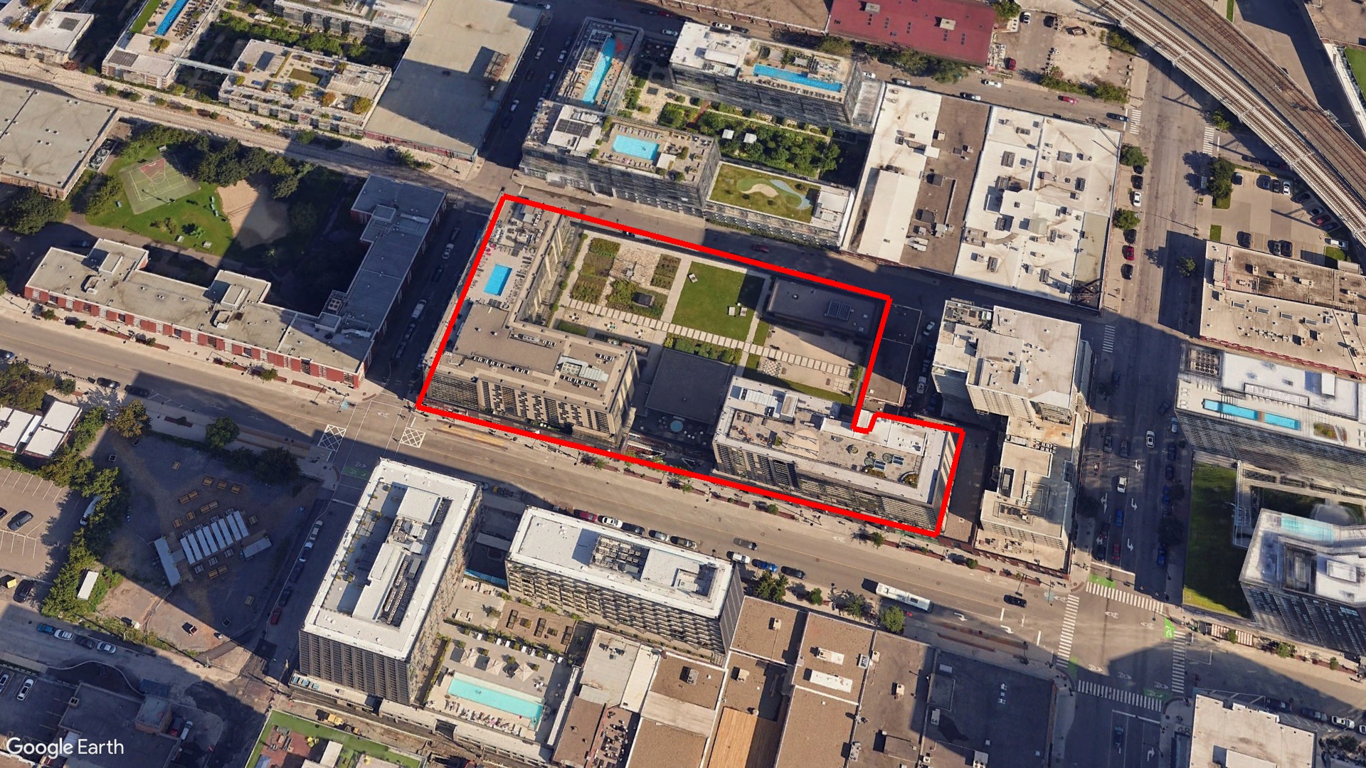 Tax Sale Montreal, Quebec - 120102-70