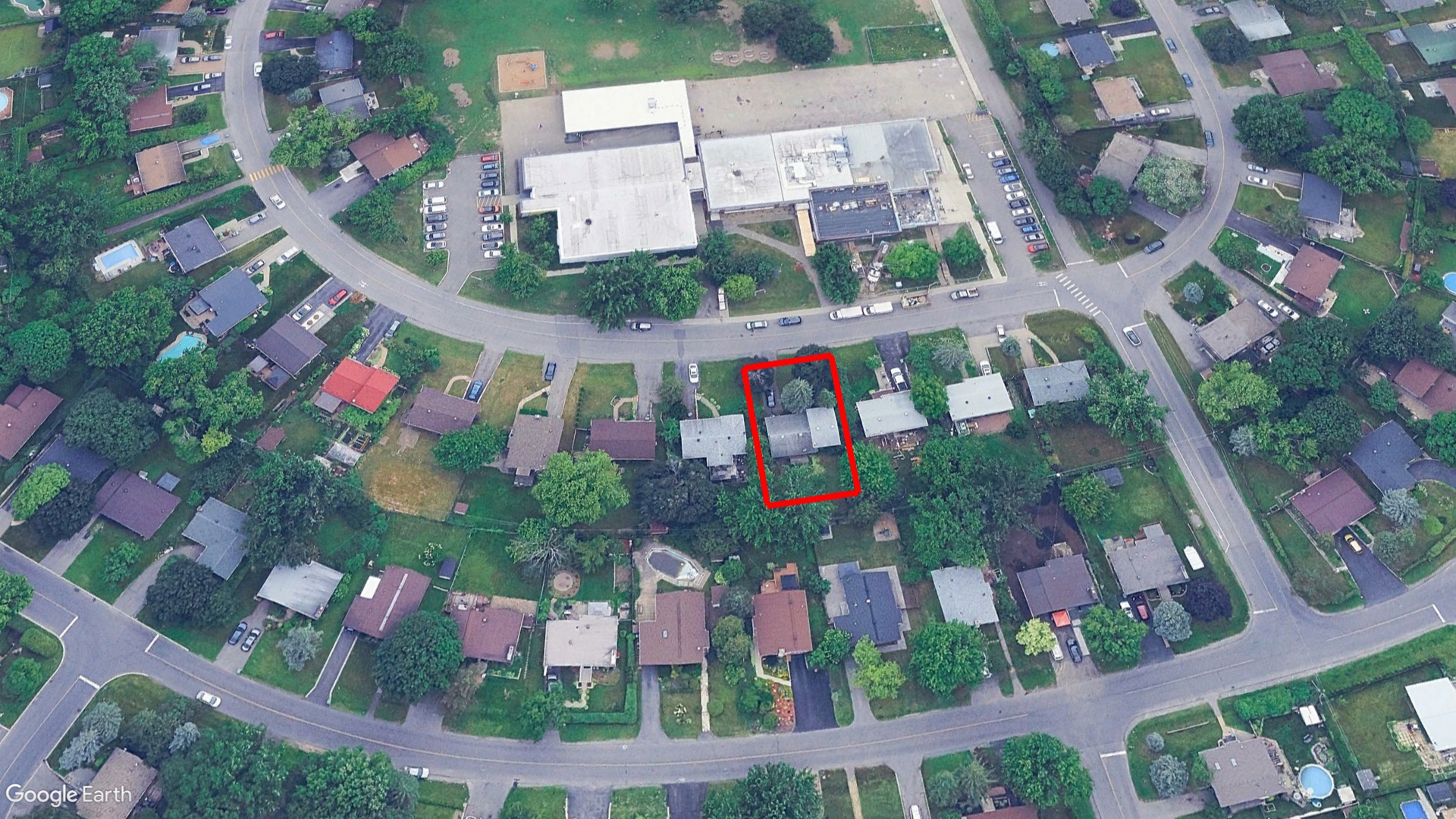 Tax Sale Montreal, Quebec - 040036-33