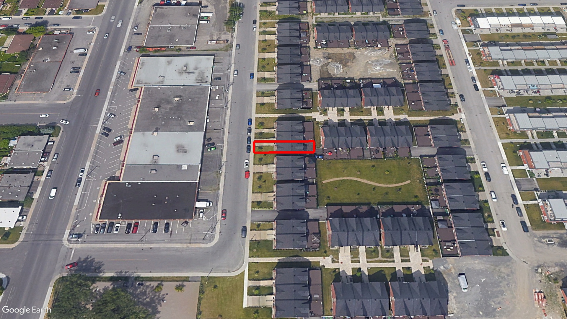 Tax Sale Montreal, Quebec - 052016-61 