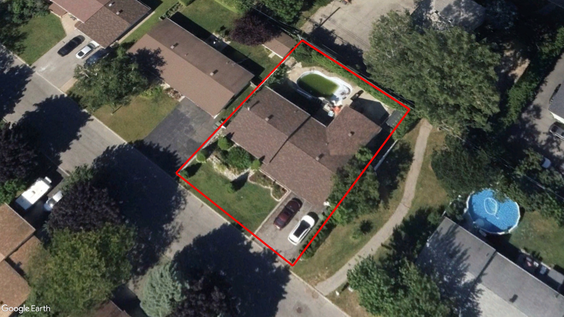 Tax Sale Montreal, Quebec - 041421-12