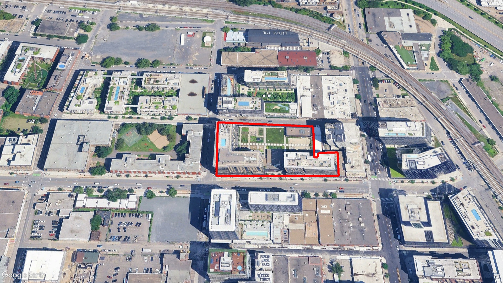 Tax Sale Montreal, Quebec - 120101-56