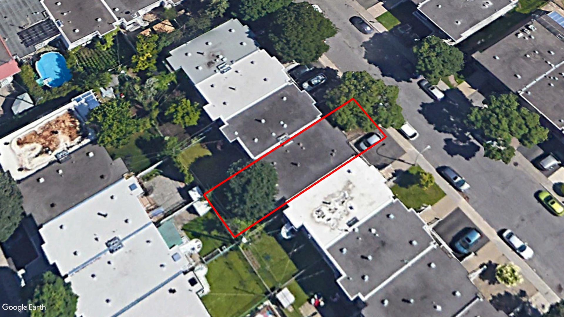 Tax Sale Montreal, Quebec - 020366-87