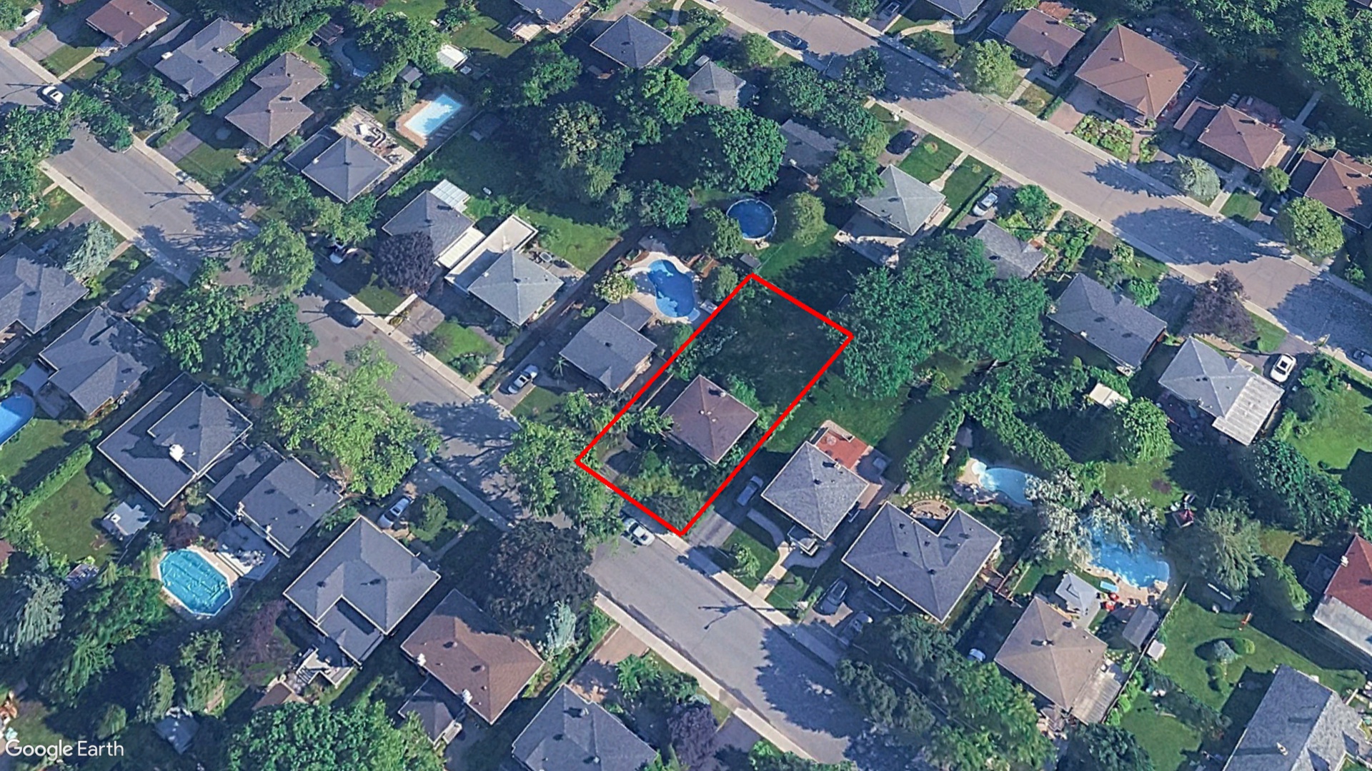 Tax Sale Montreal, Quebec - 040322-28