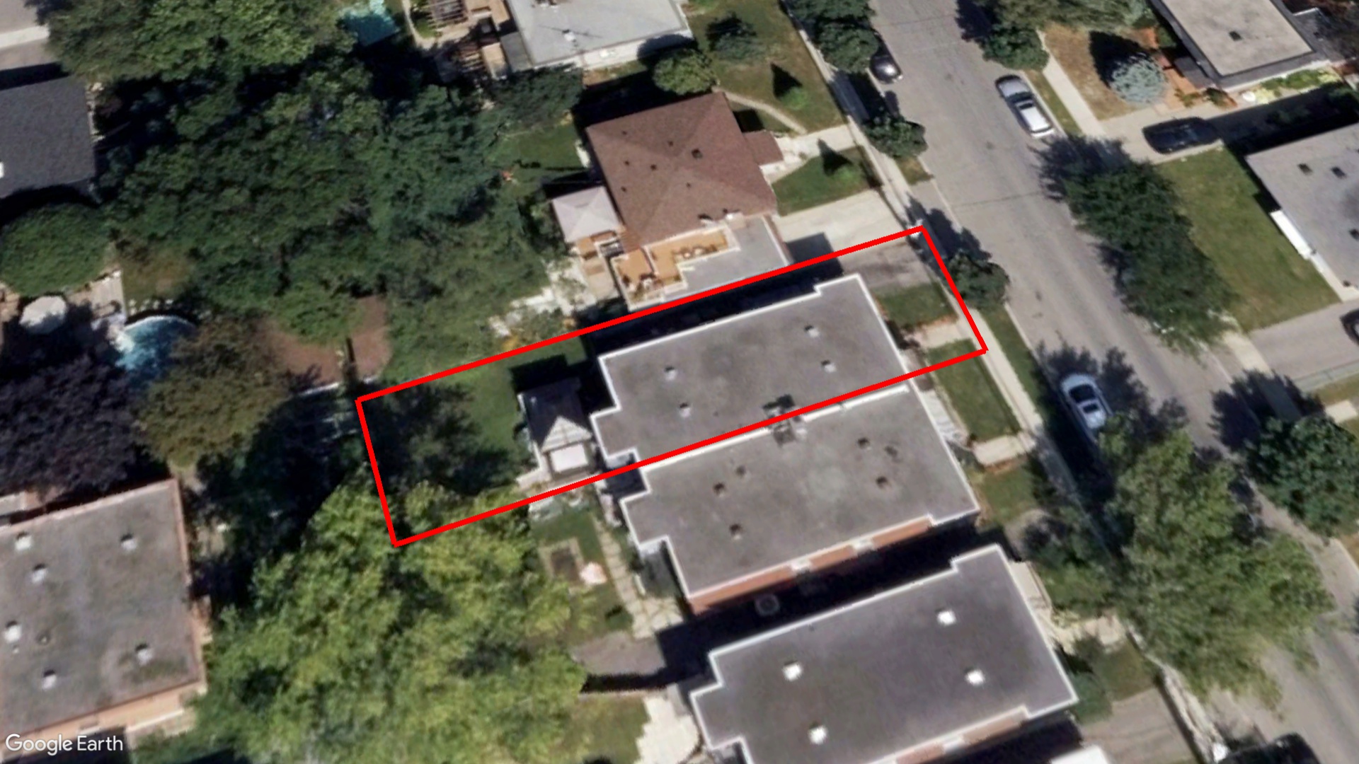 Tax Sale Montreal, Quebec - 040244-55