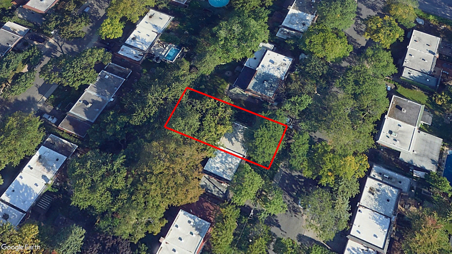 Tax Sale Montreal, Quebec - 672277-75