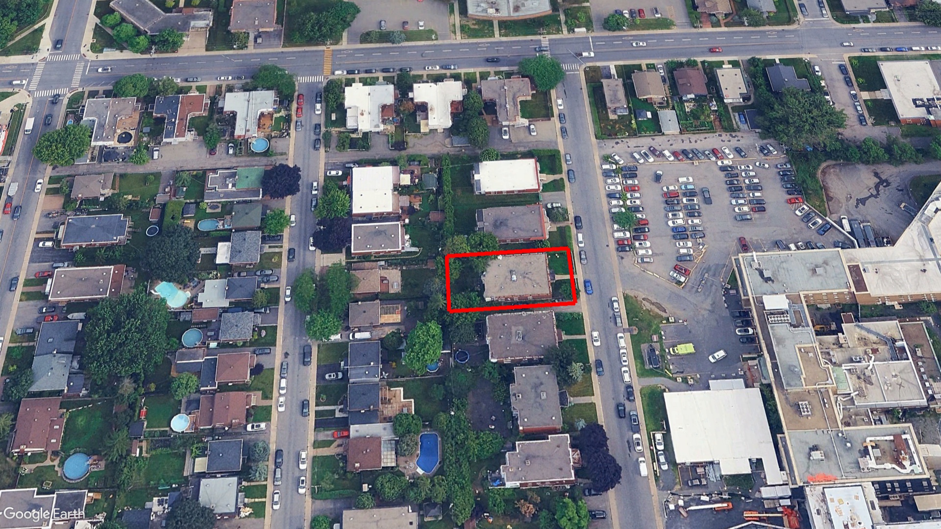 Tax Sale Montreal, Quebec - 050568-35