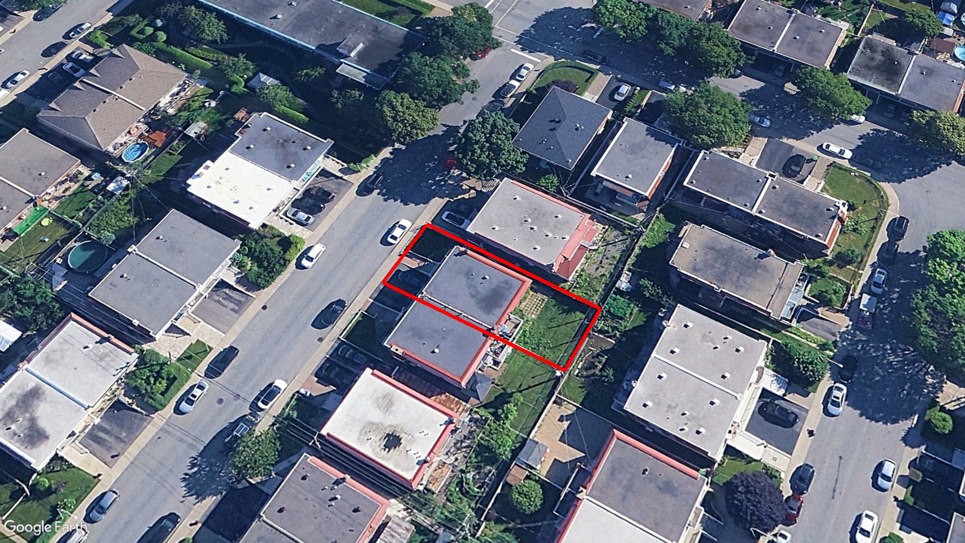 Tax Sale Montreal, Quebec - 020870-53