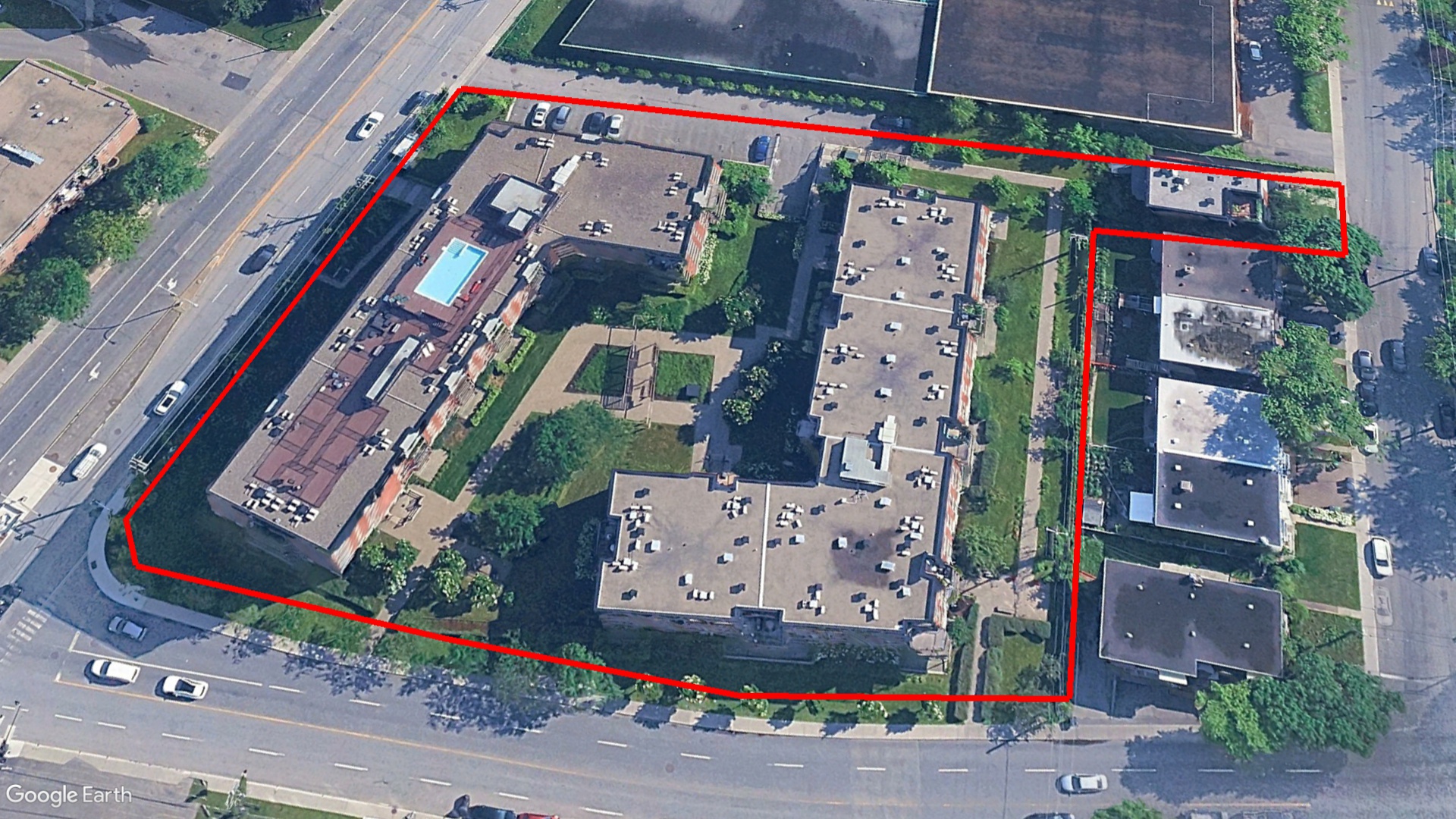 Tax Sale Montreal, Quebec - 052109-50