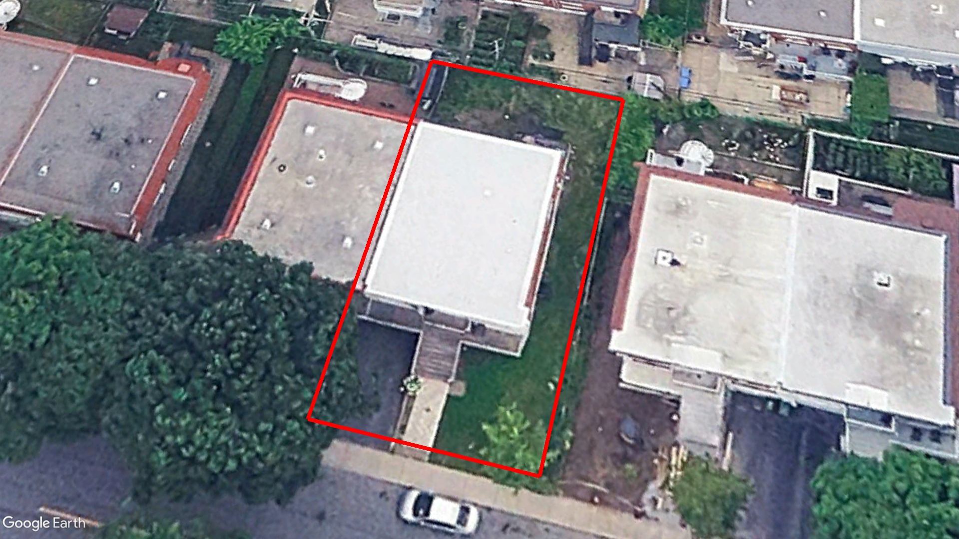 Tax Sale Montreal, Quebec - 020858-25