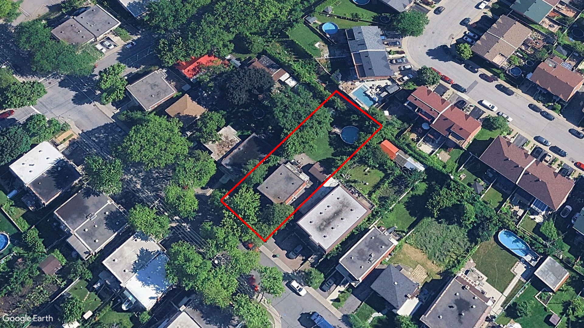 Tax Sale Montreal, Quebec - 020719-62