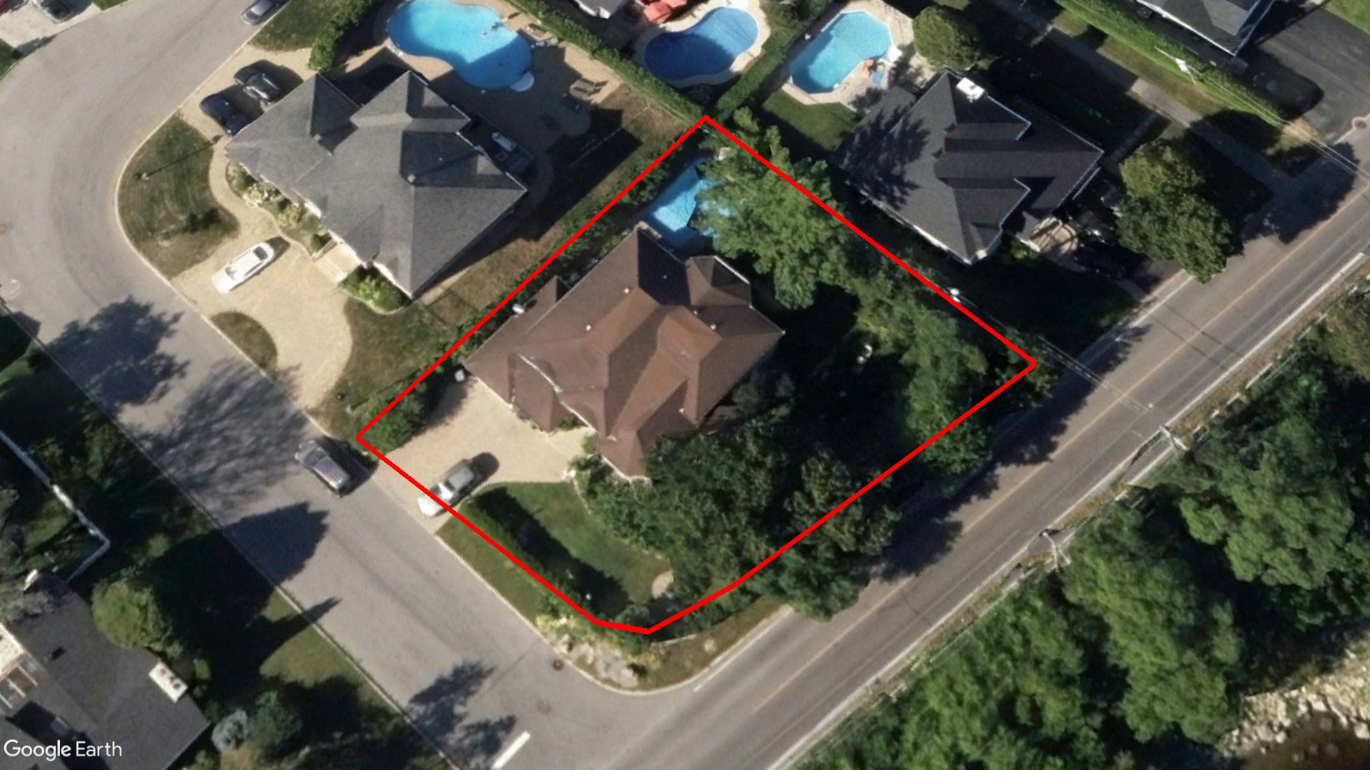 Tax Sale Montreal, Quebec - 051058-74