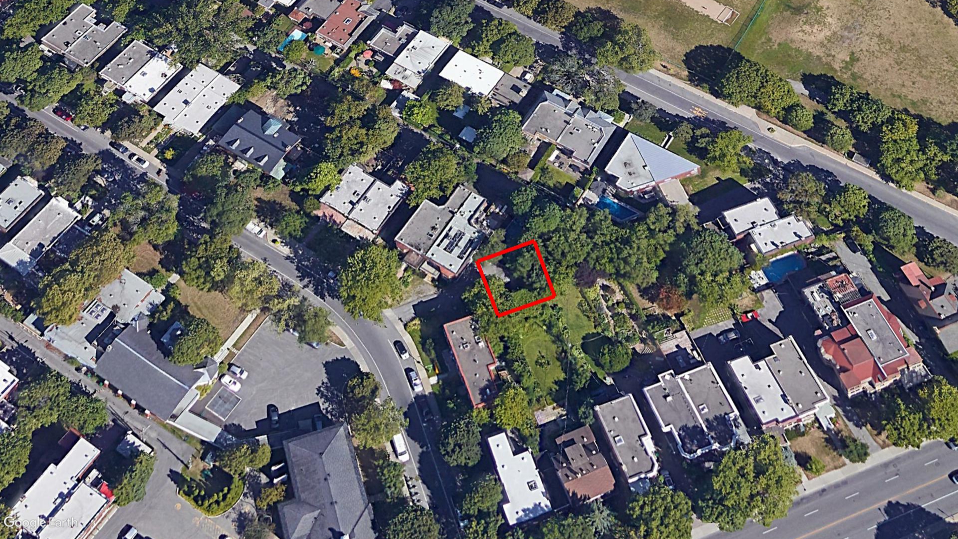 Tax Sale Montreal, Quebec - 030368-63