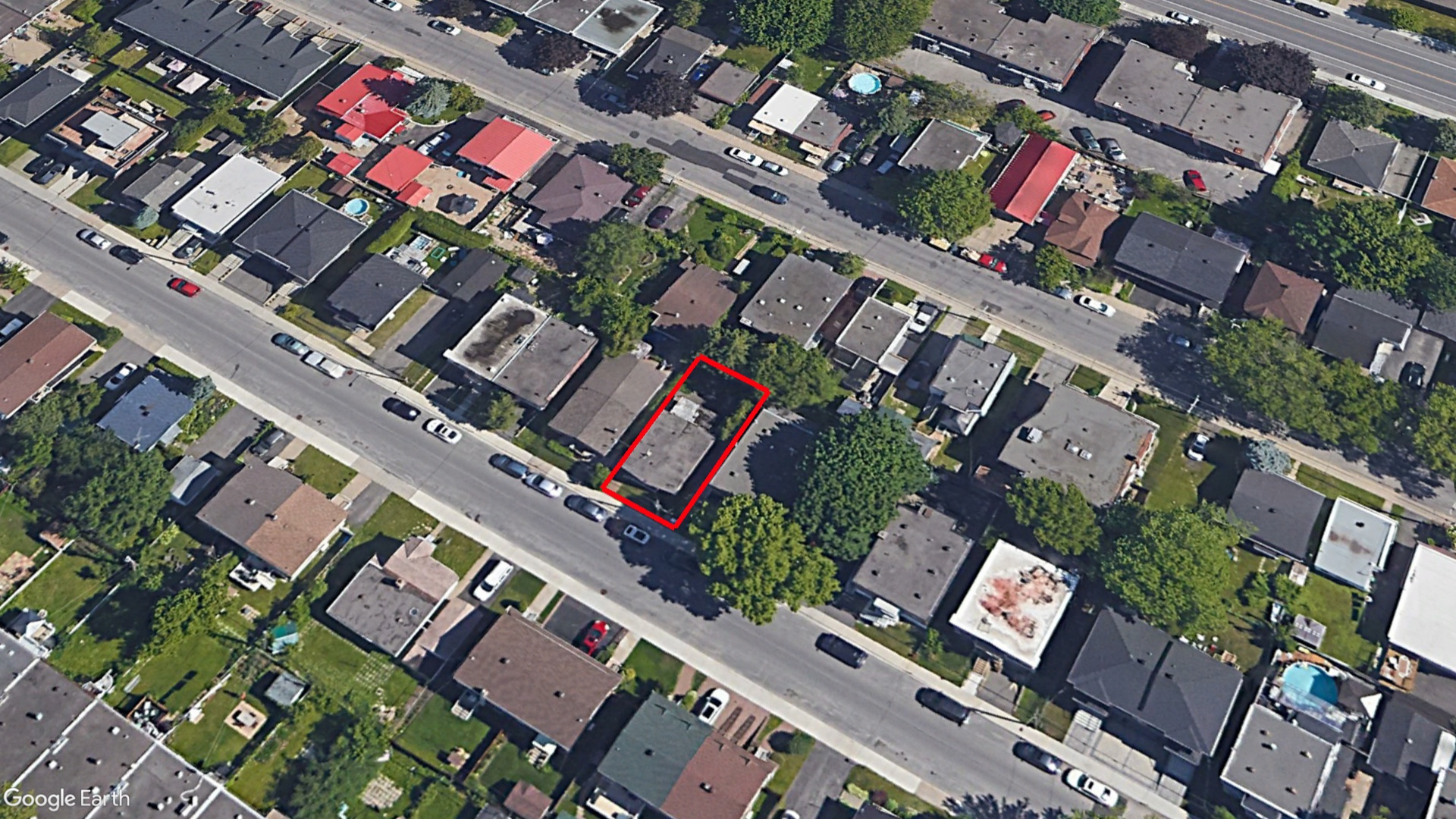 Tax Sale Montreal, Quebec - 020299-64