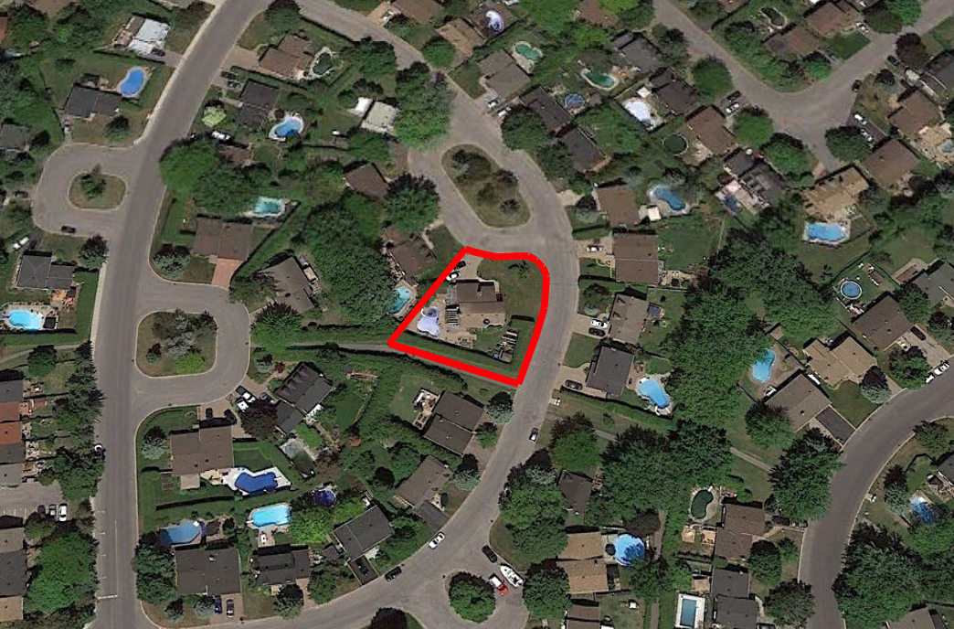 Tax Sale Montreal, Quebec - 040577-13