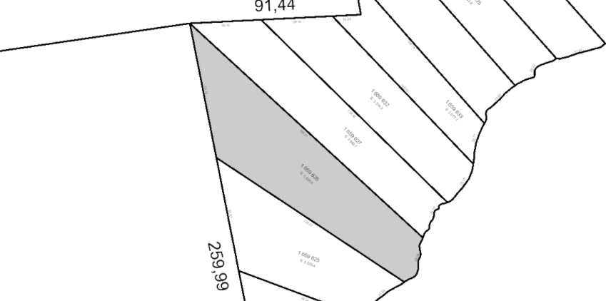 Tax Sale  Des-Collines-De-L'outaouais, Quebec - 7757-80-0937