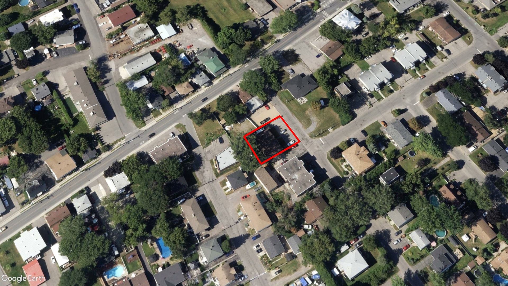 Tax Sale Montreal, Quebec - 040533-62