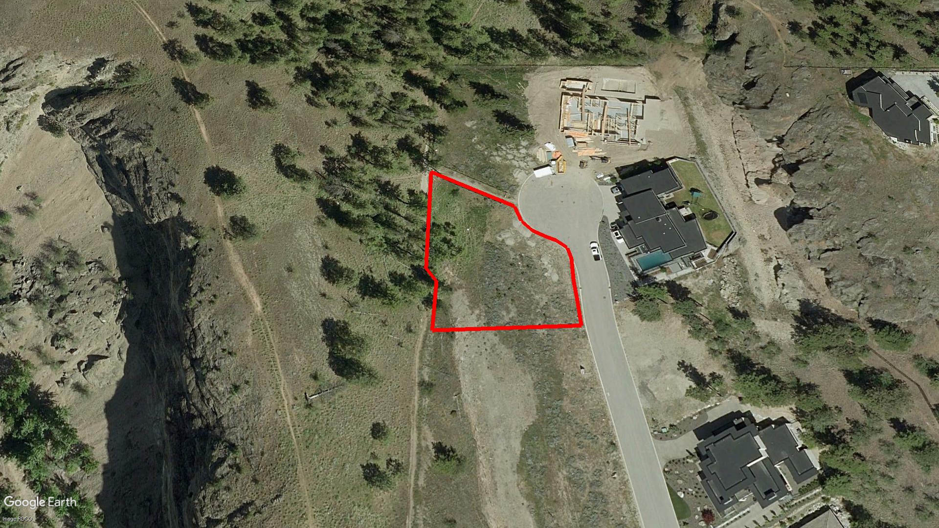 Tax Sale Kelowna, British Columbia - 19-214-081827