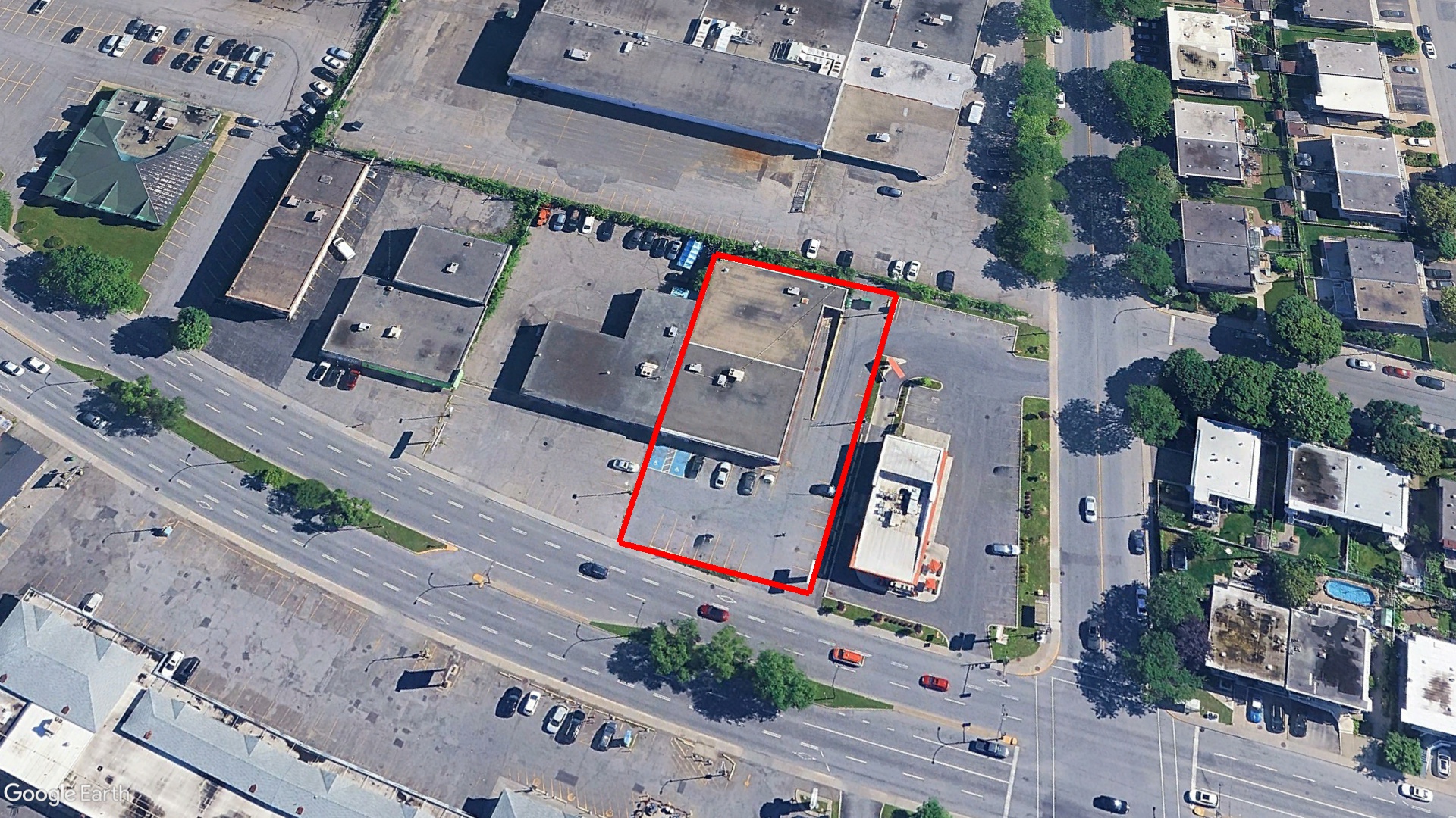 Tax Sale Montreal, Quebec - 020930-98