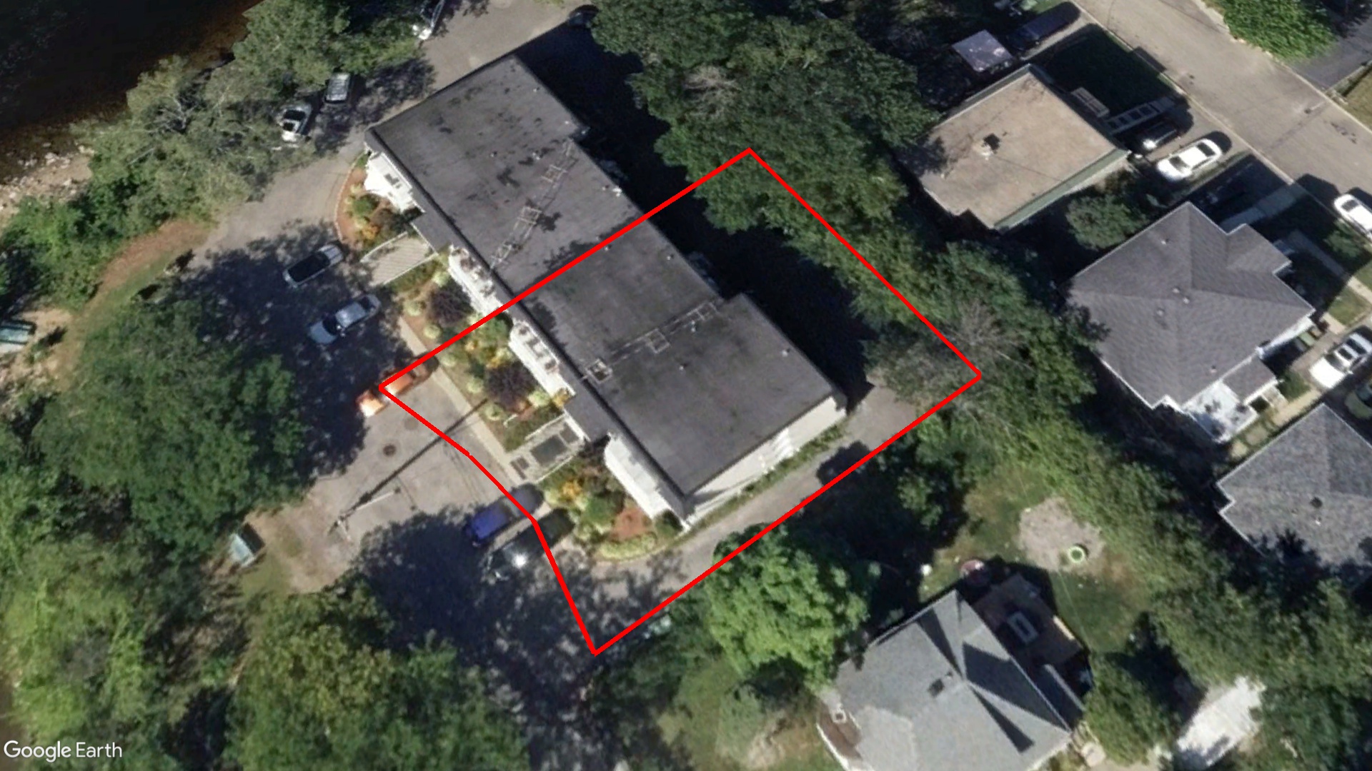 Tax Sale Montreal, Quebec - 051330-72