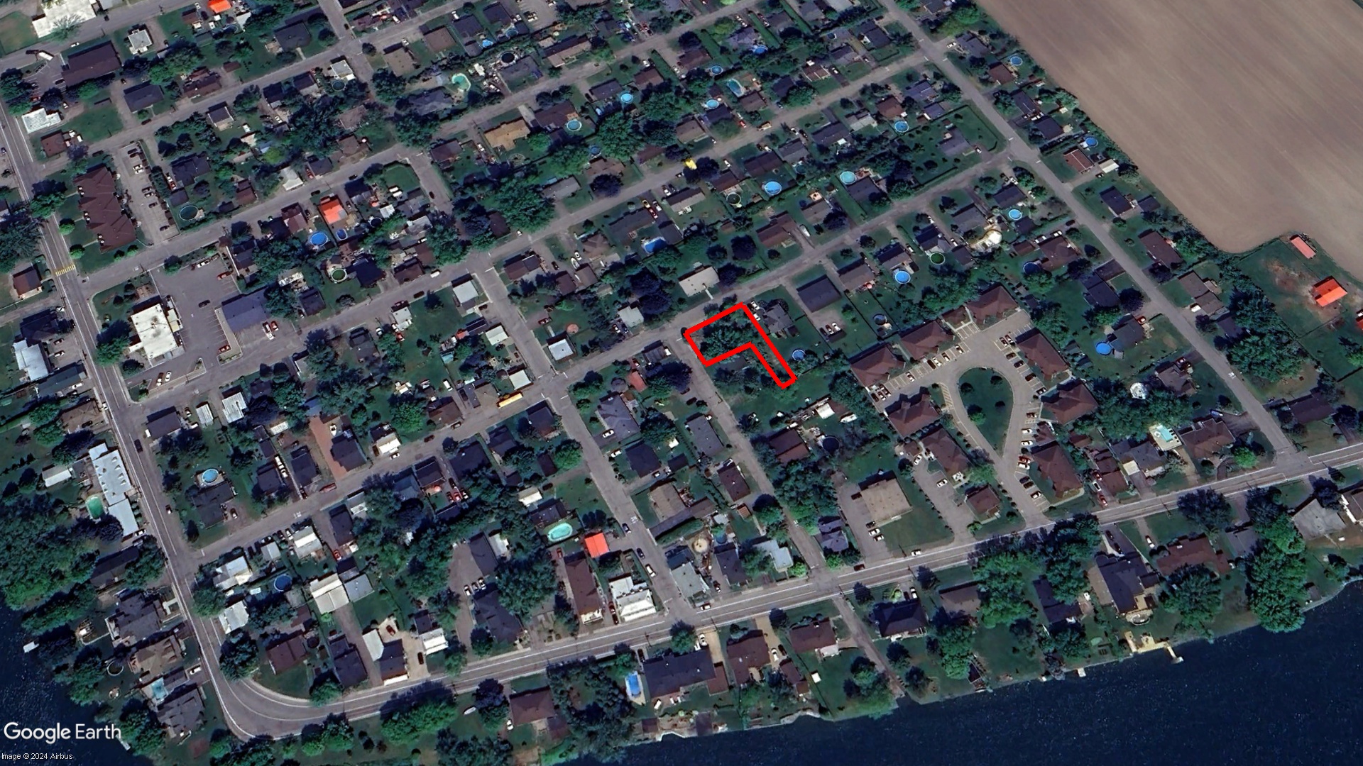 Tax Sale Vaudreuil-Dorion, Quebec - 