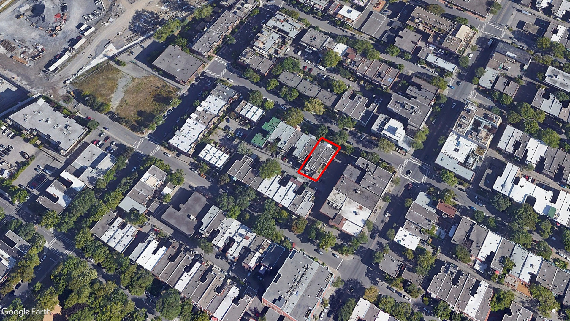 Tax Sale Montreal, Quebec - 031108-03