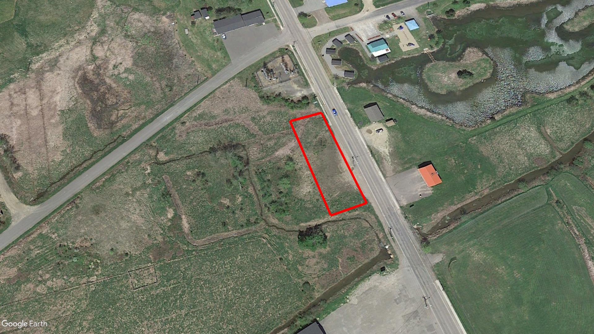 Tax Sale Moncton, New Brunswick - 01758397