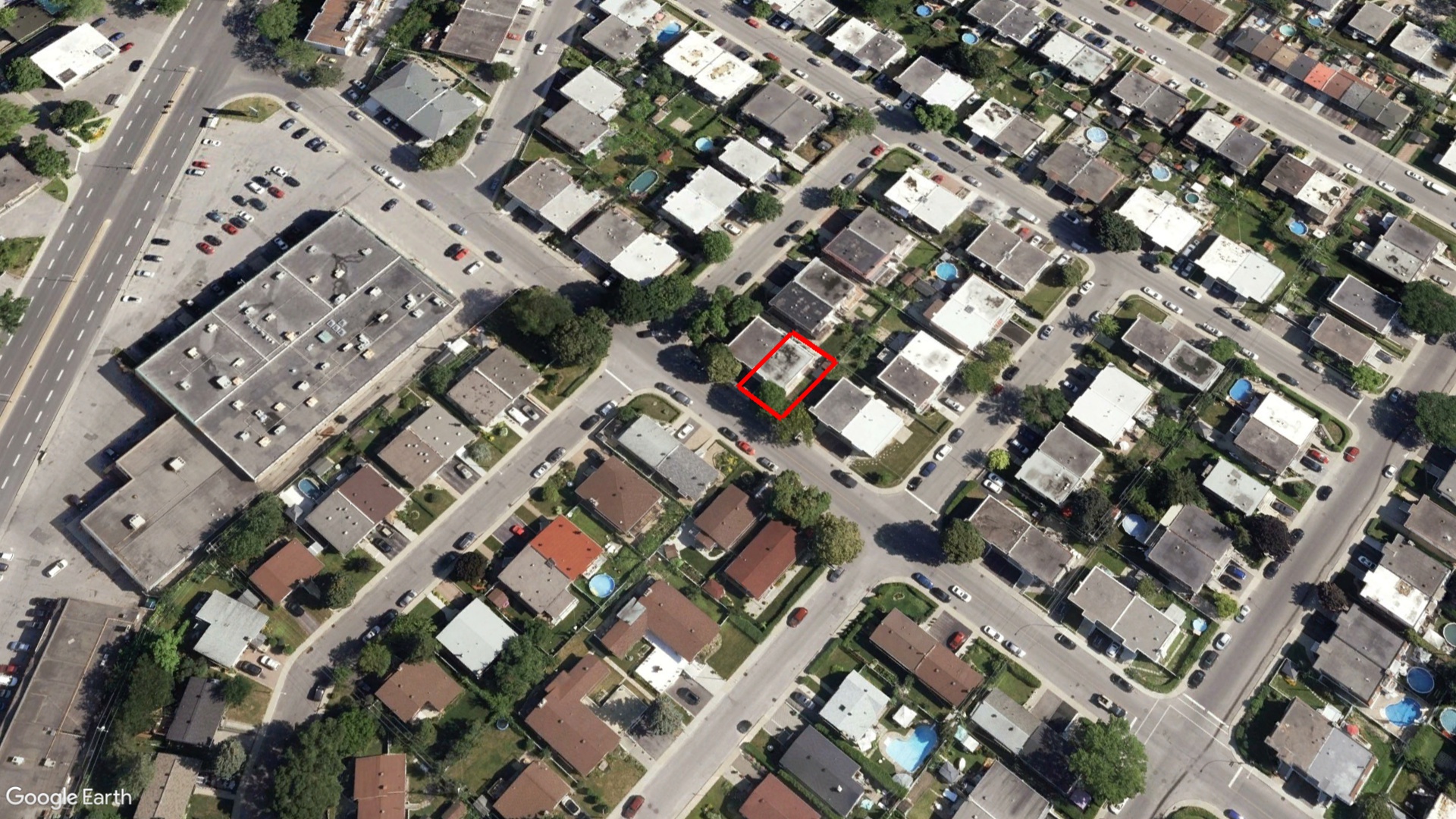 Tax Sale Montreal, Quebec - 020801-30