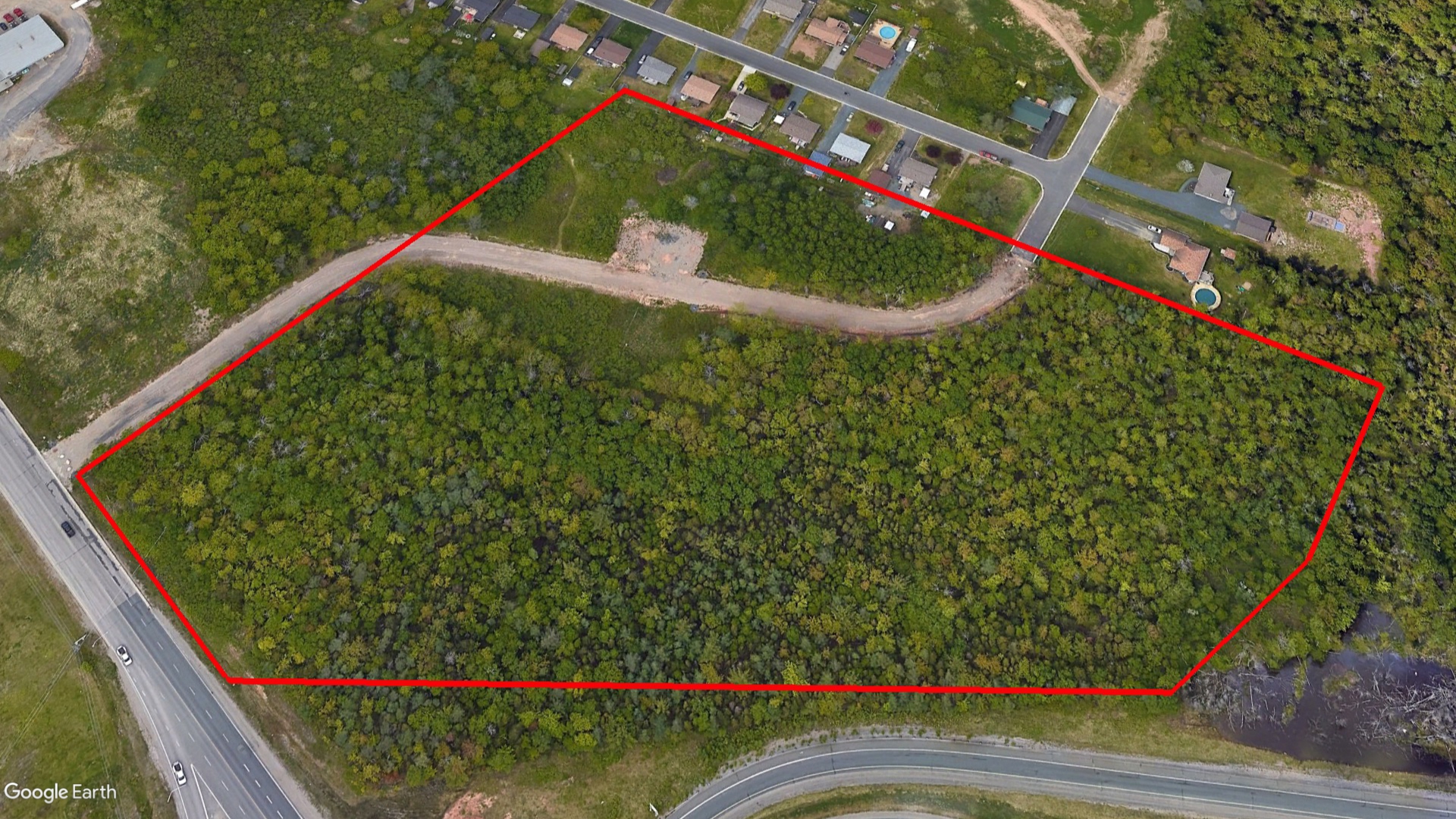 Tax Sale Bathurst, New Brunswick - 02854277