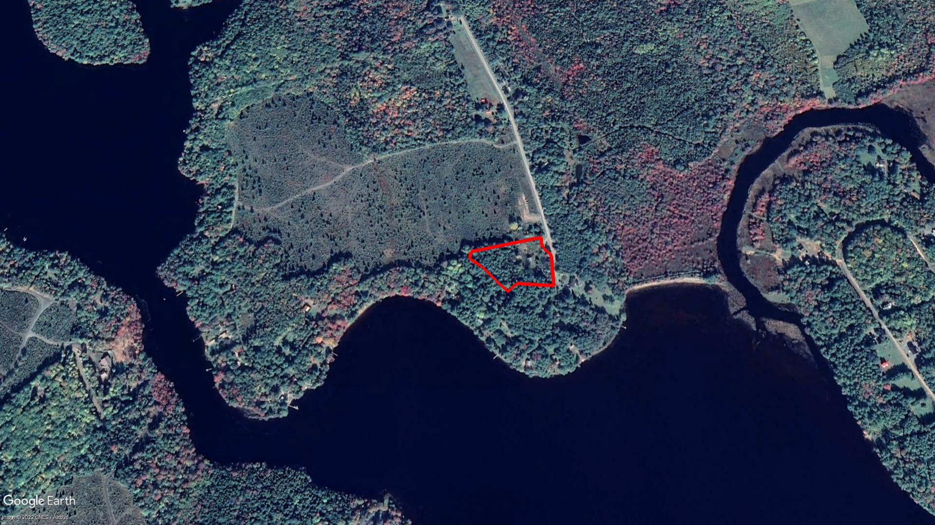 Tax Sale Lunenburg, Nova Scotia - 02869829