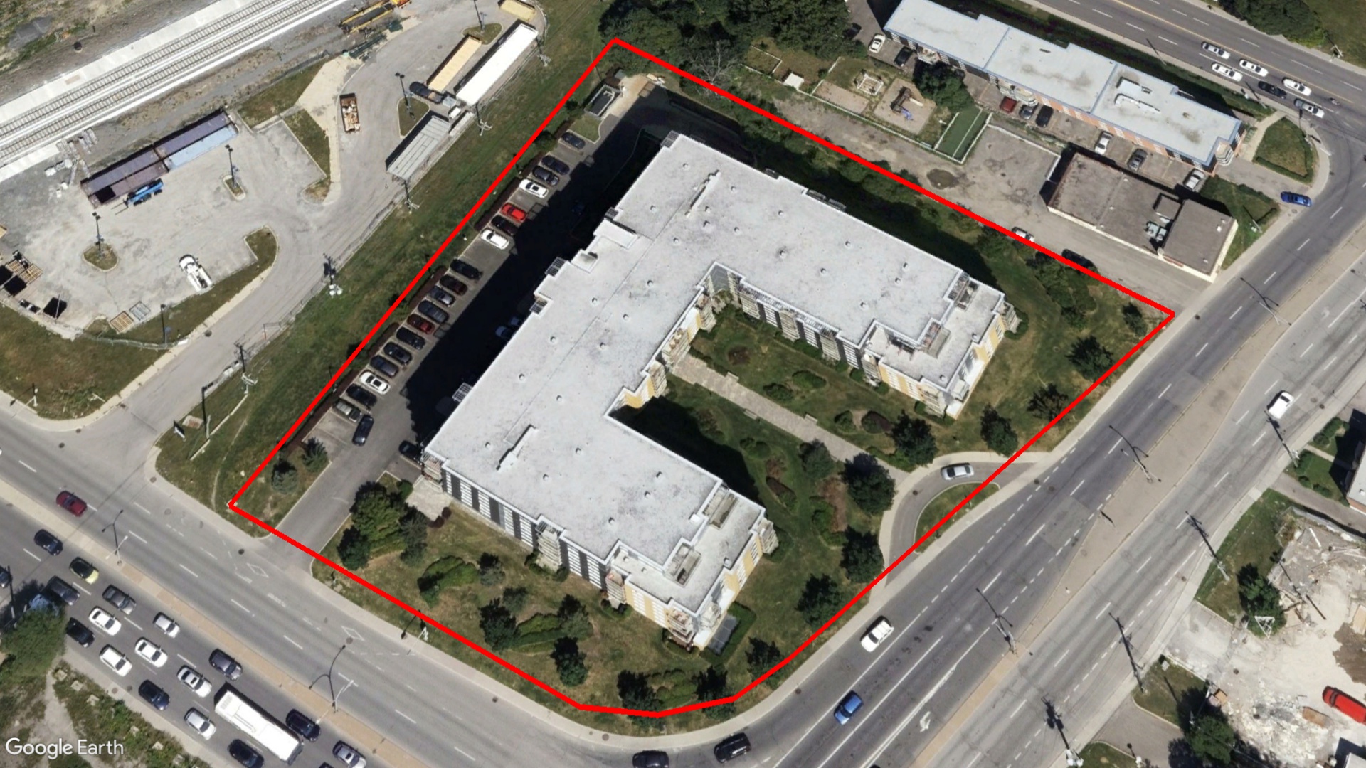 Tax Sale Montreal, Quebec - 051891-13