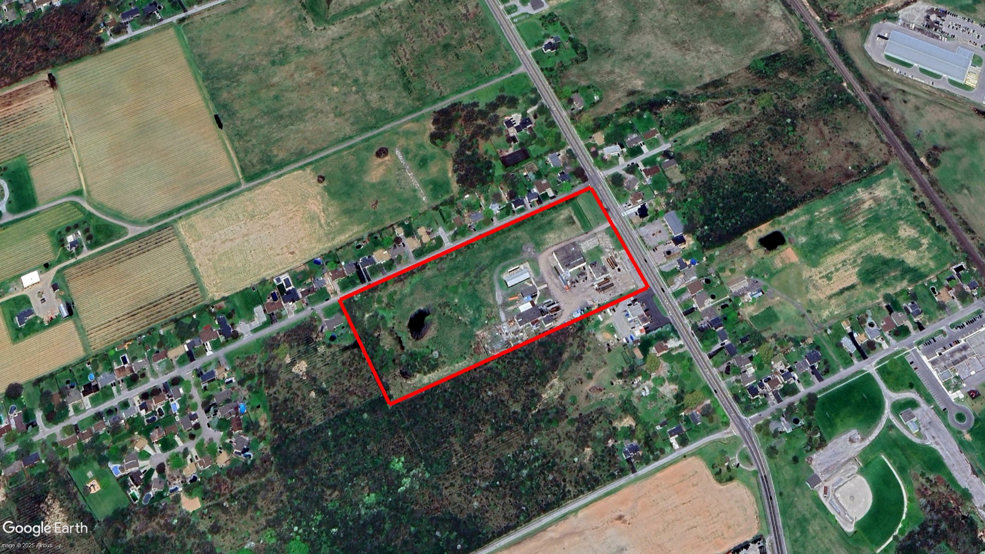 Tax Sale Grimsby, Ontario - 26 15 020 022 25900 0000