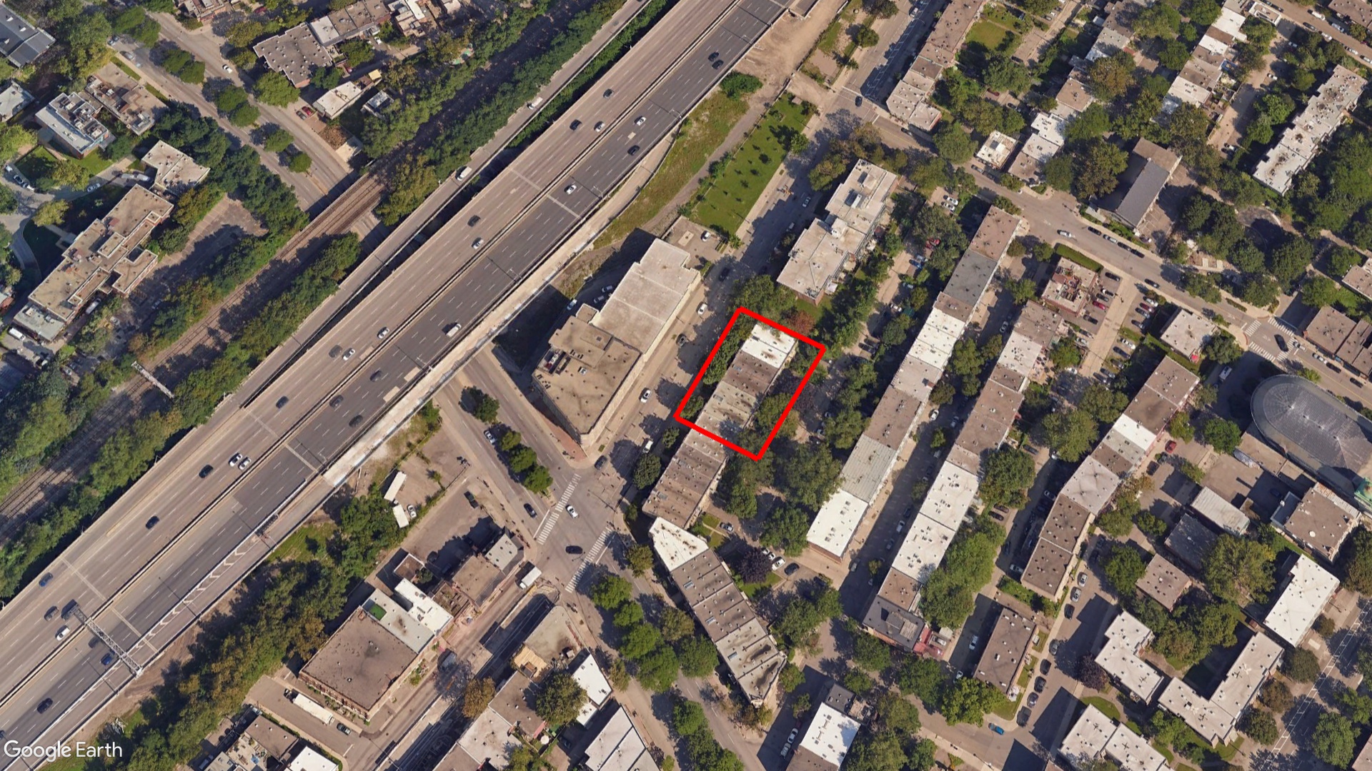 Tax Sale Montreal, Quebec - 251124-88