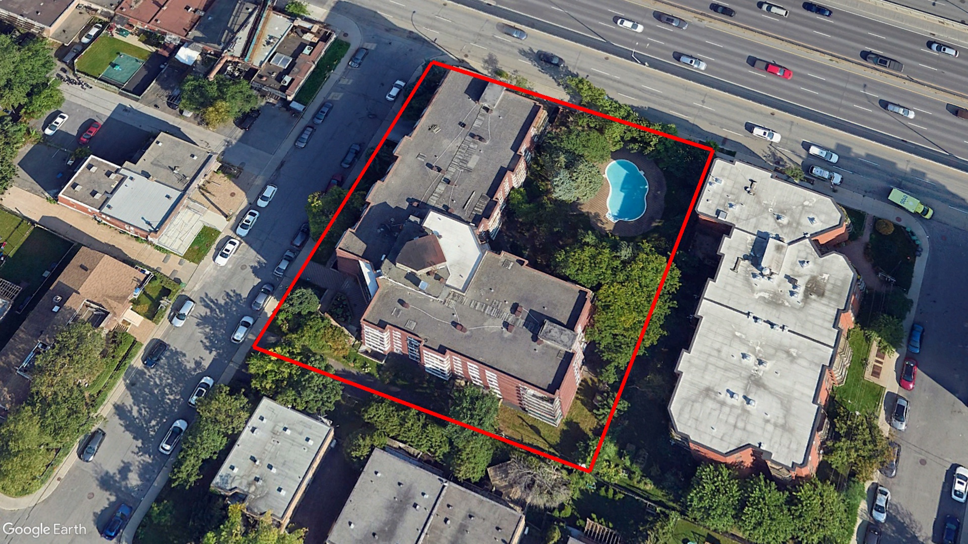 Tax Sale Montreal, Quebec - 433645-47