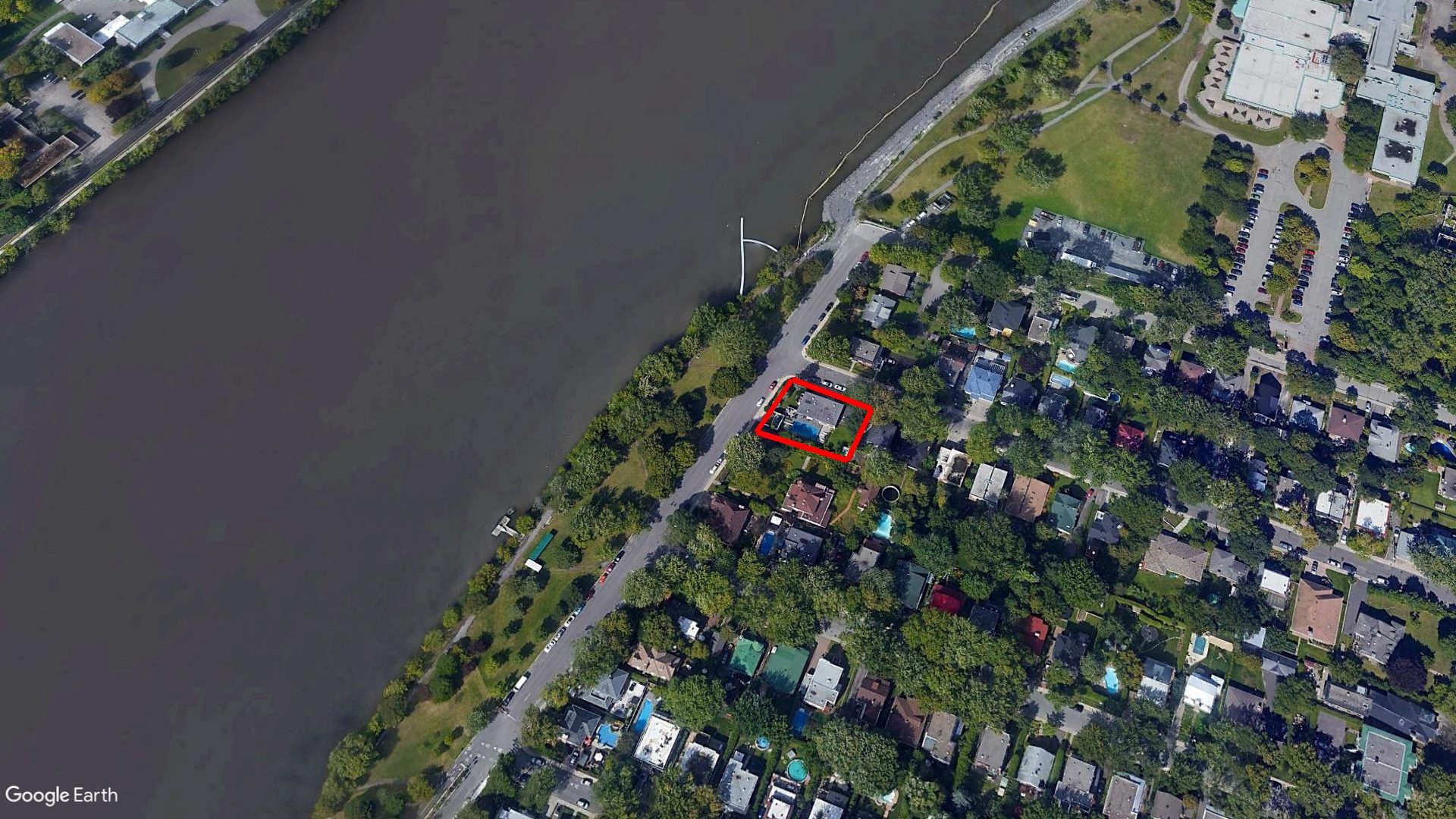 Tax Sale Montreal, Quebec - 720245-00