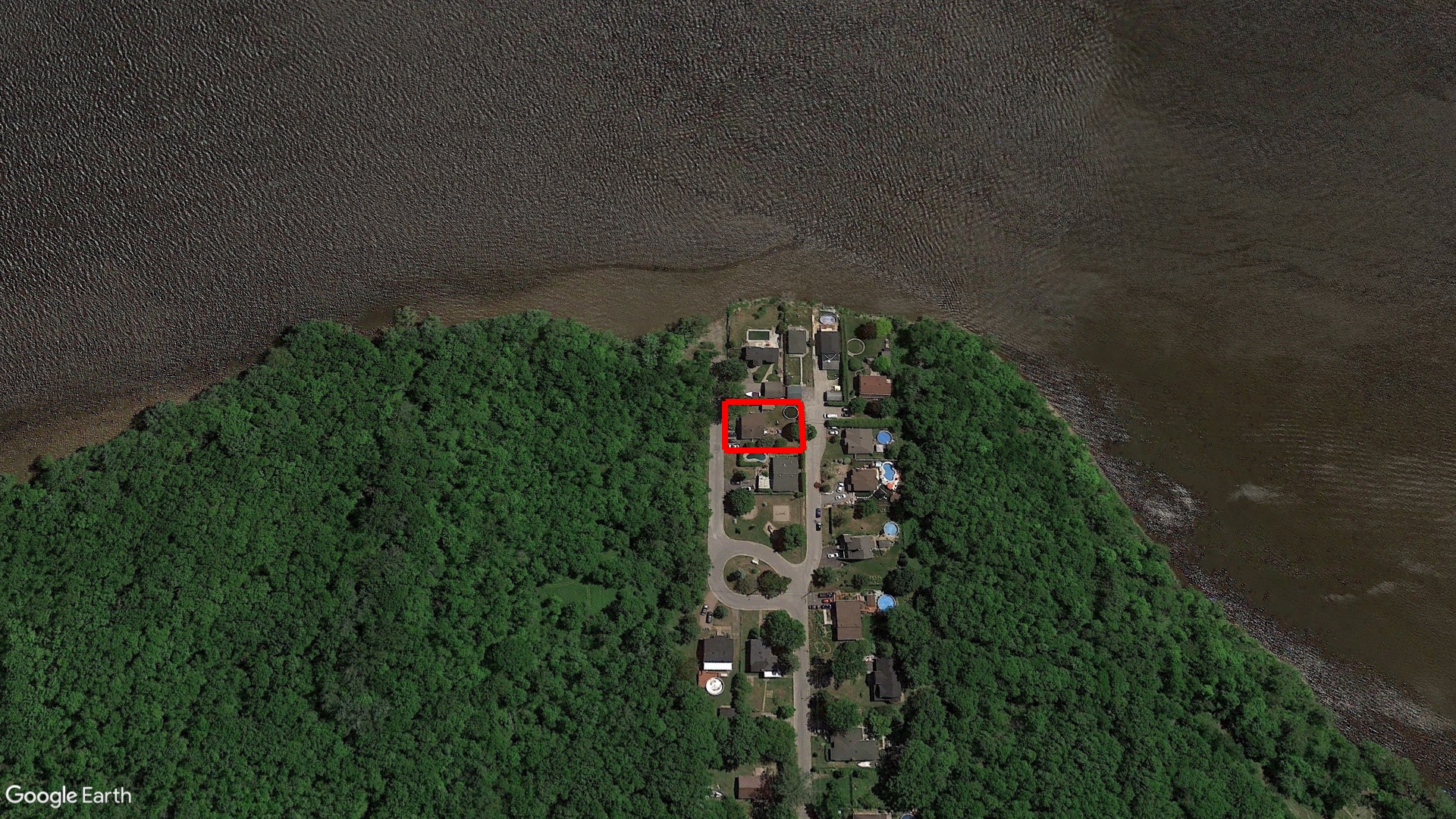 Tax Sale Montreal, Quebec - 040545-75