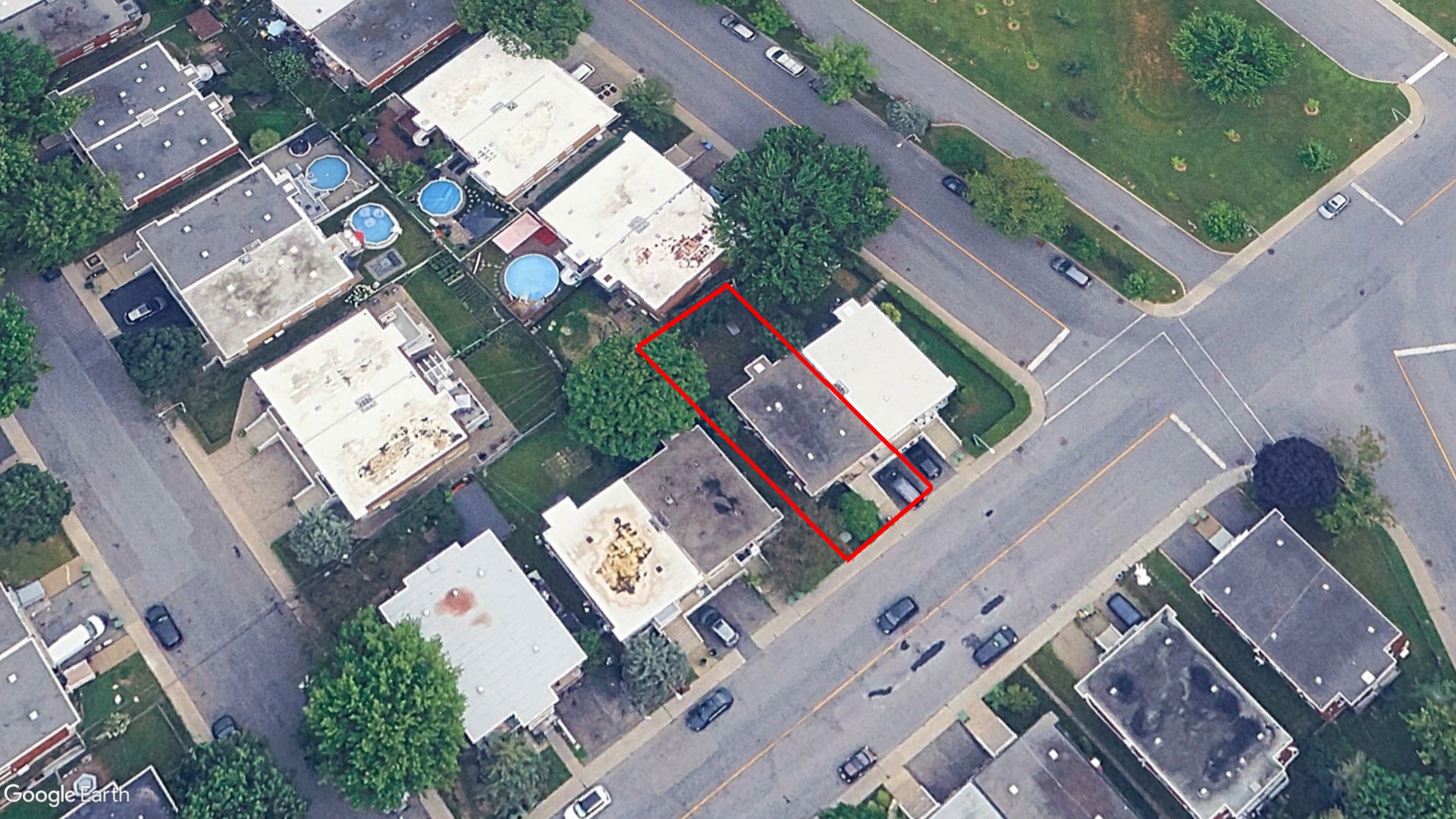 Tax Sale Montreal, Quebec - 040372-32