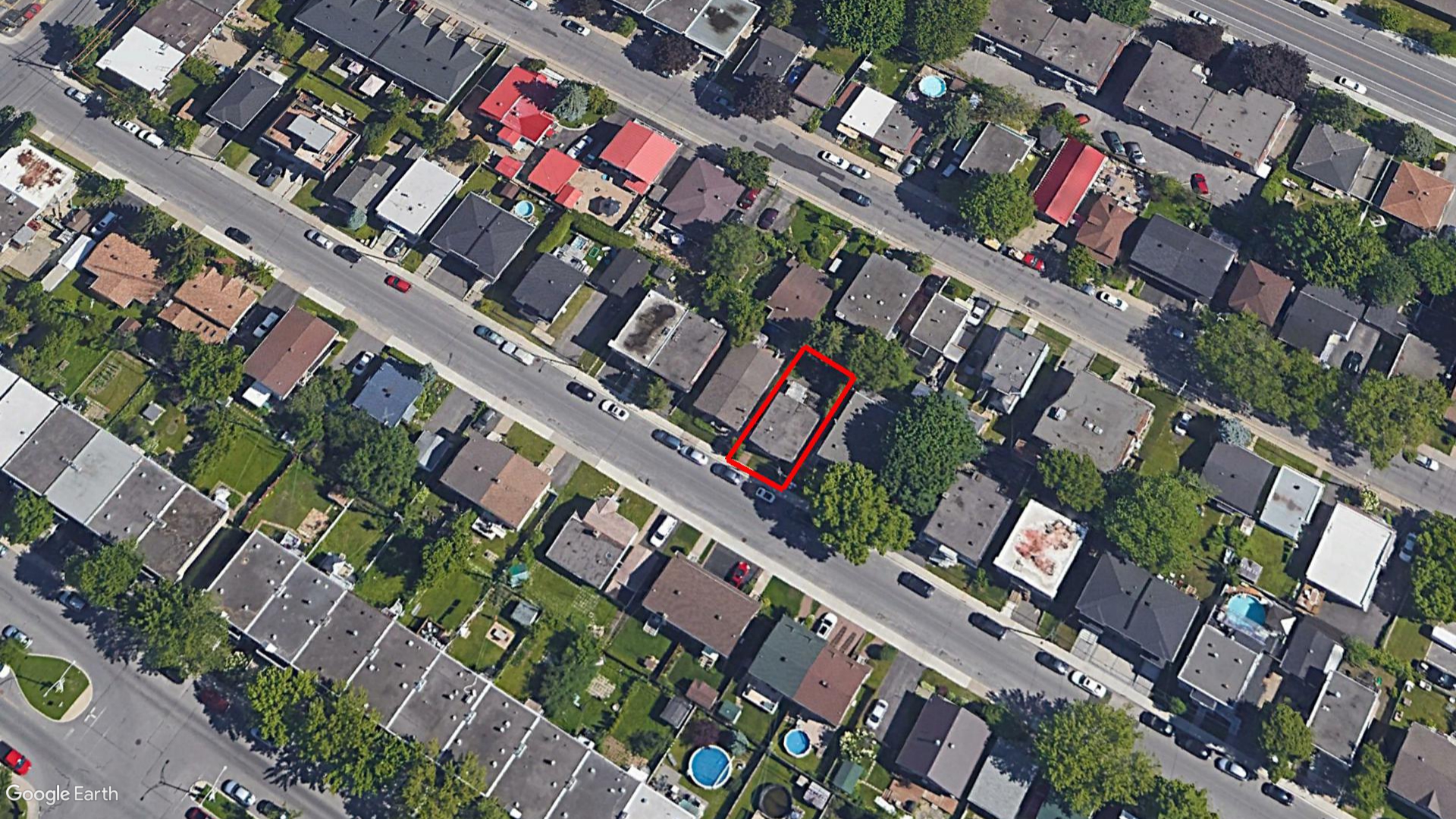 Tax Sale Montreal, Quebec - 020299-64