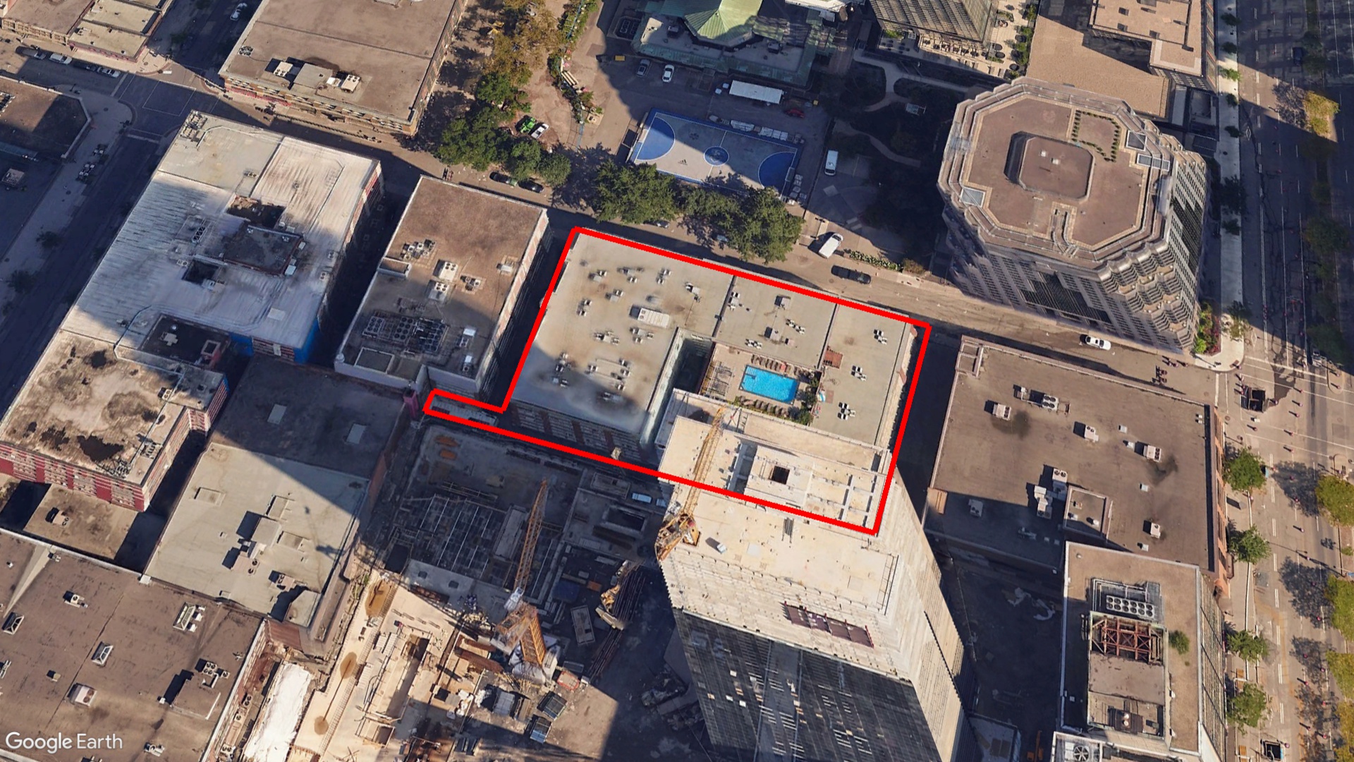 Tax Sale Montreal, Quebec - 140409-66