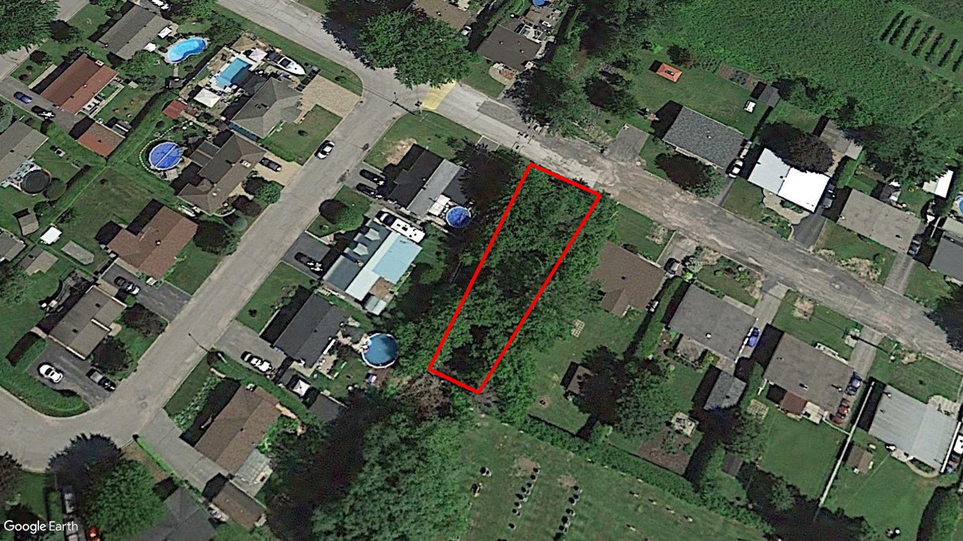 Rue Landreville, Saint-Sulpice, Québec