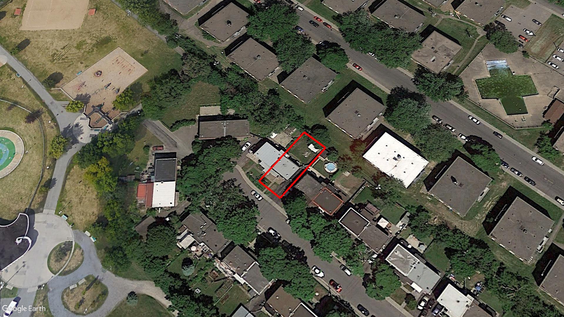 Tax Sale Montreal, Quebec - 040363-17