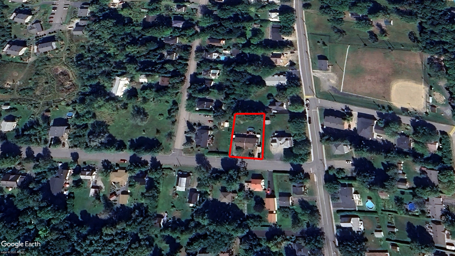 Tax Sale Coaticook, Quebec - 9515 57 5533