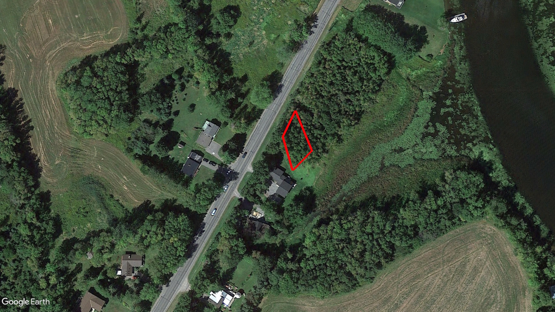 Tax Sale Greater Napanee, Ontario - 11 21 060 010 02511 0000